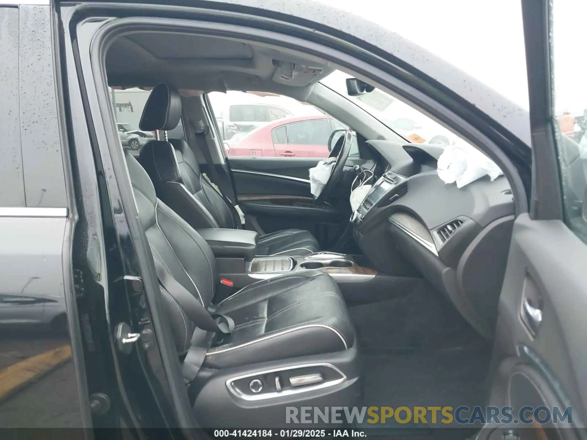 5 Photograph of a damaged car 5J8YD4H85KL027318 ACURA MDX 2019