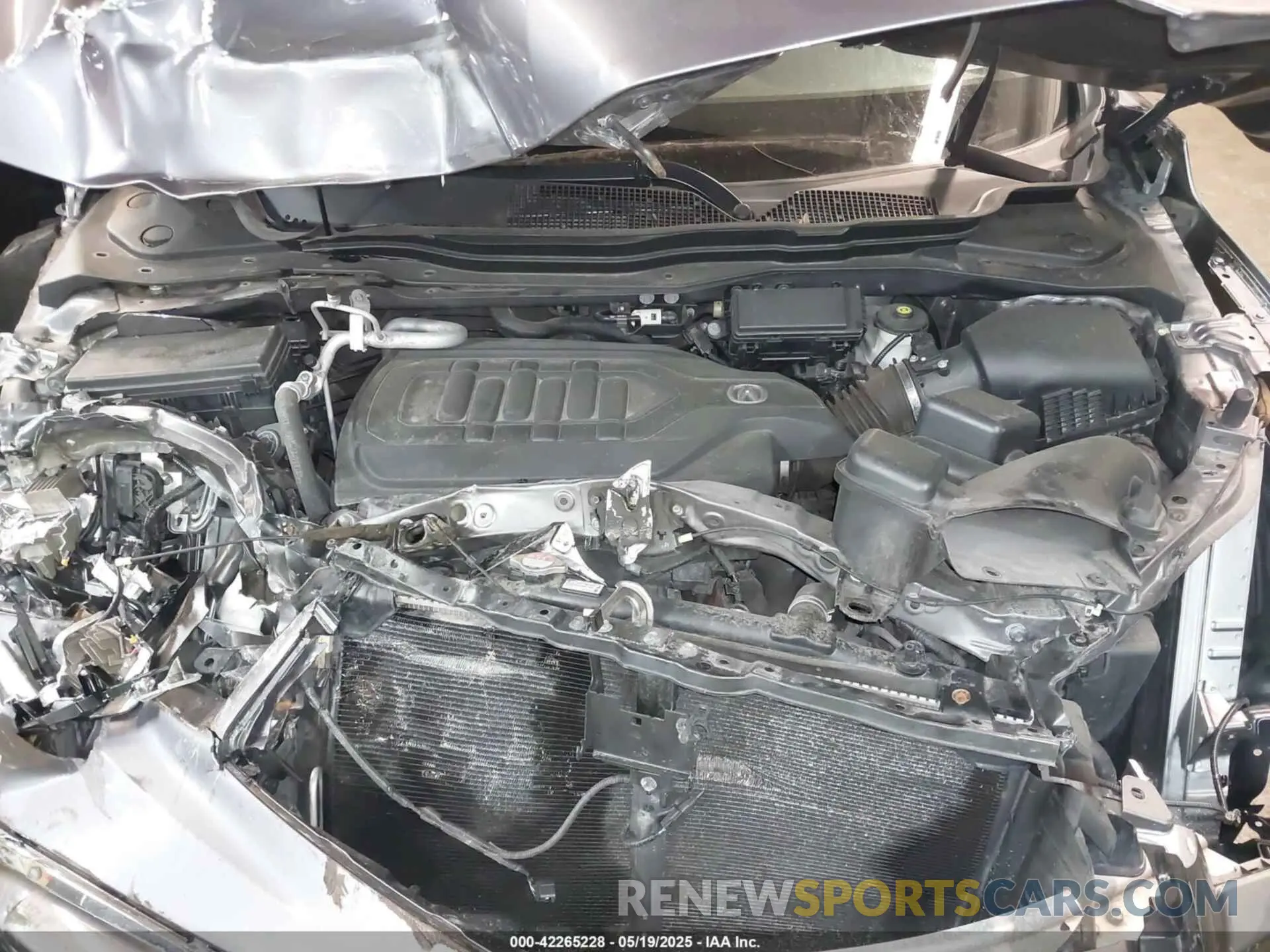 10 Photograph of a damaged car 5J8YD4H87KL029538 ACURA MDX 2019