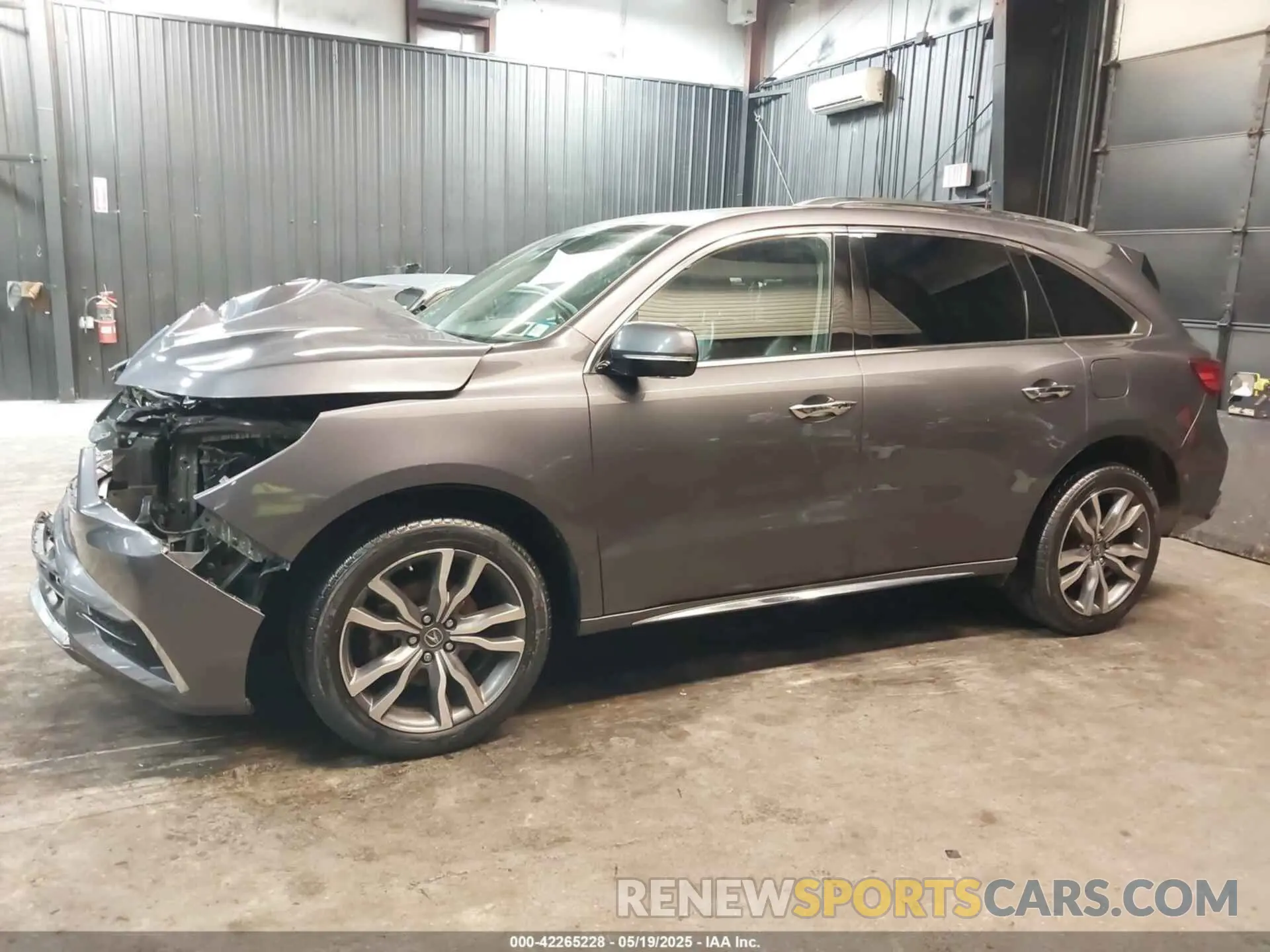 14 Photograph of a damaged car 5J8YD4H87KL029538 ACURA MDX 2019