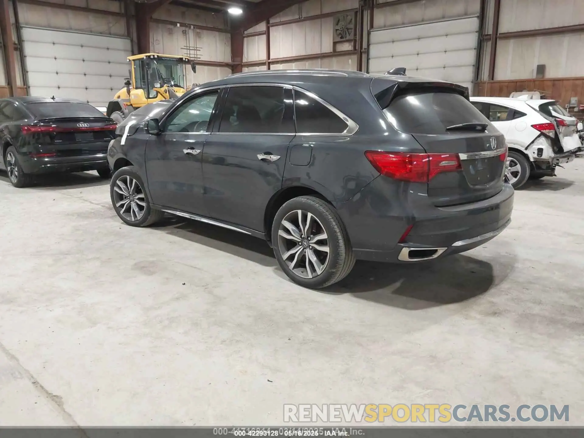 3 Photograph of a damaged car 5J8YD4H89KL015348 ACURA MDX 2019