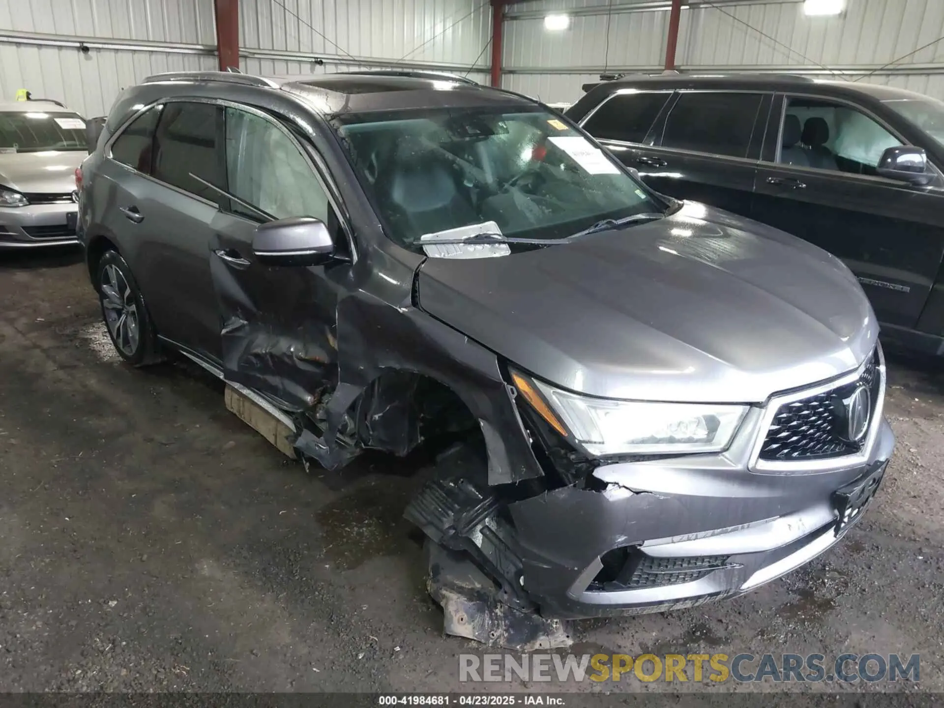 1 Photograph of a damaged car 5J8YD4H8XKL003483 ACURA MDX 2019