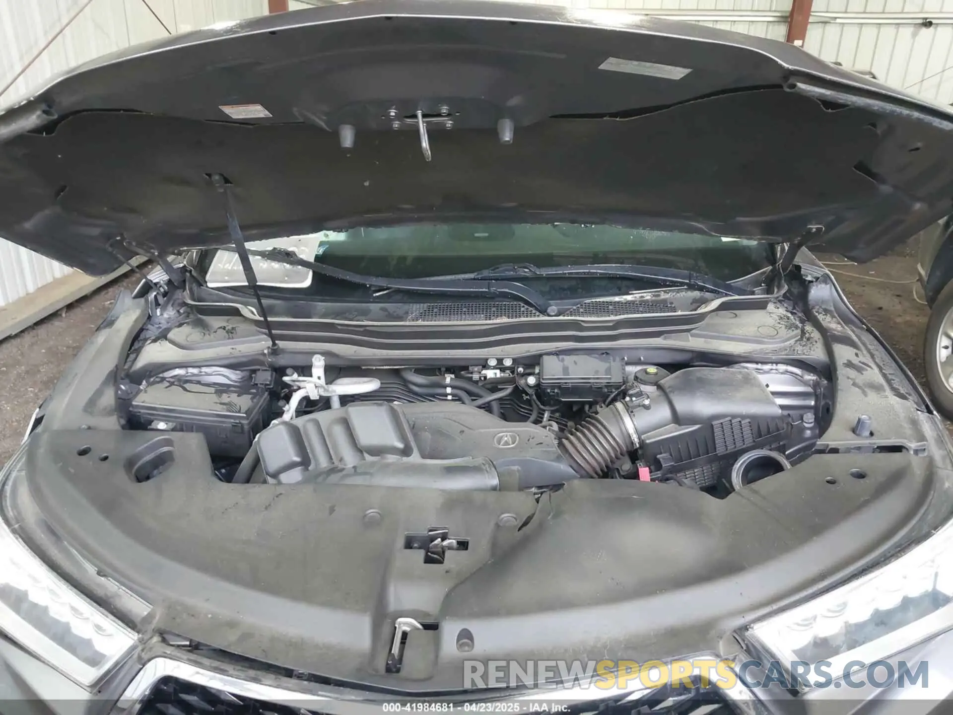 10 Photograph of a damaged car 5J8YD4H8XKL003483 ACURA MDX 2019