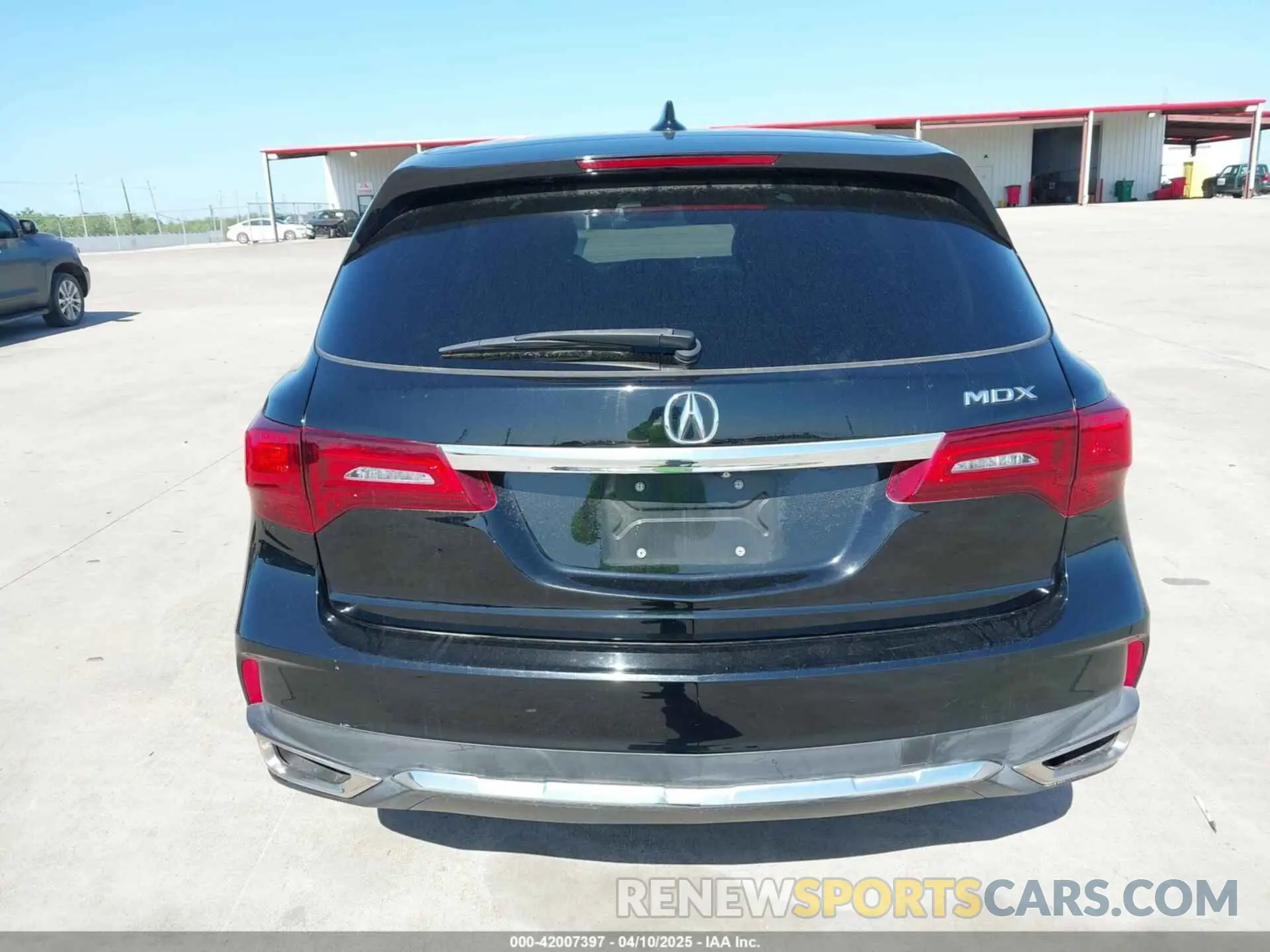 16 Photograph of a damaged car 5J8YD3H30LL002987 ACURA MDX 2020