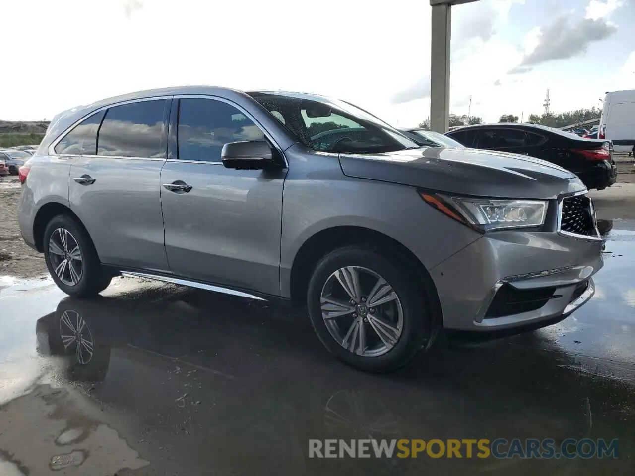 4 Photograph of a damaged car 5J8YD3H35LL014388 ACURA MDX 2020