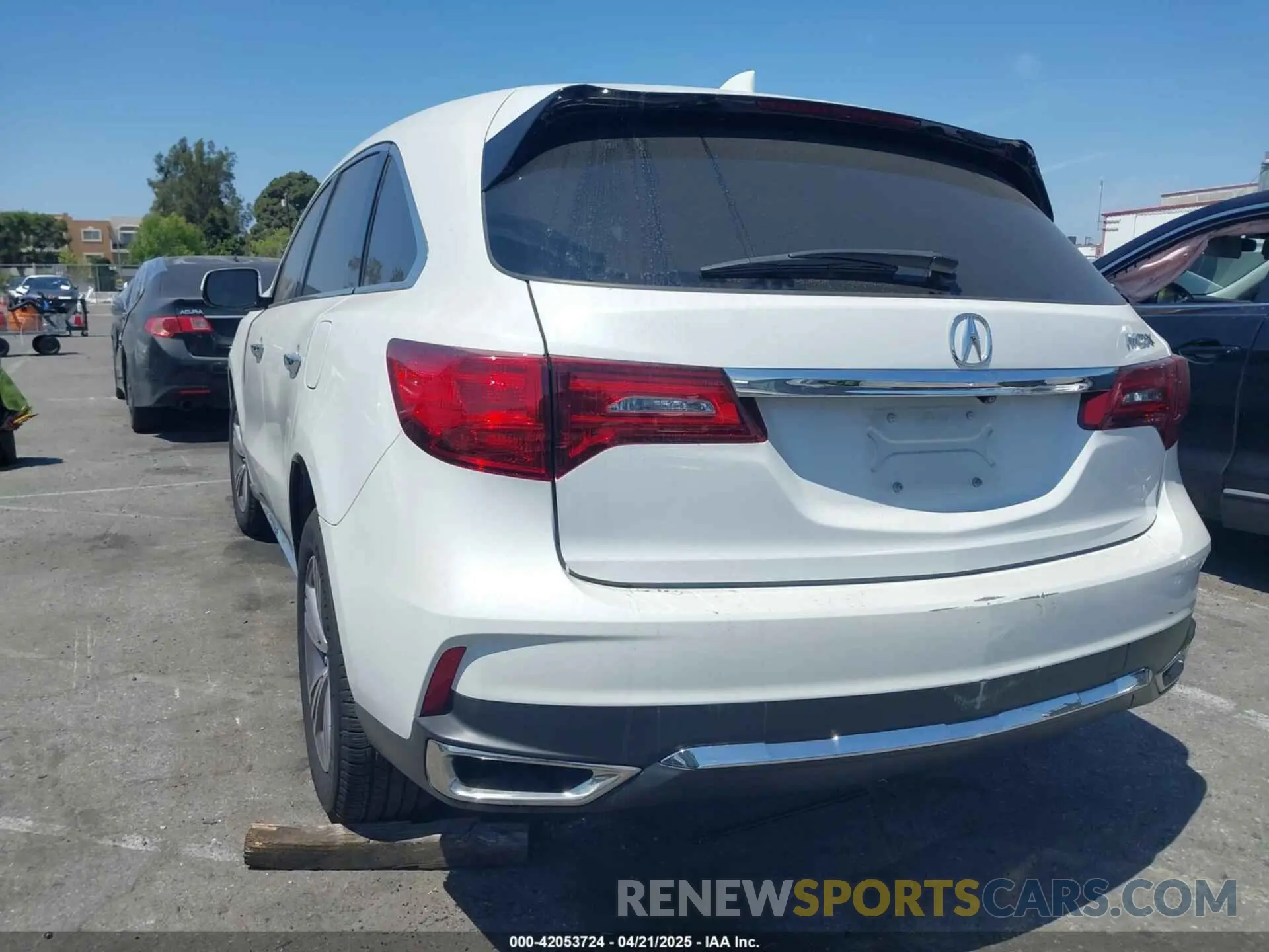 3 Photograph of a damaged car 5J8YD3H37LL006325 ACURA MDX 2020