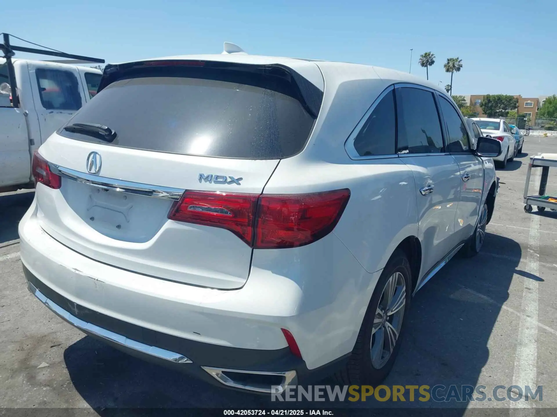 4 Photograph of a damaged car 5J8YD3H37LL006325 ACURA MDX 2020