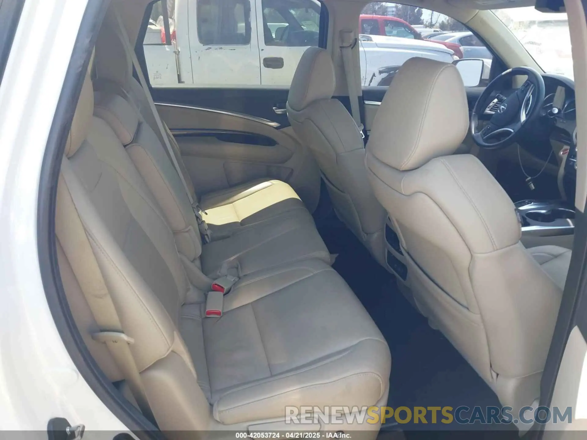 8 Photograph of a damaged car 5J8YD3H37LL006325 ACURA MDX 2020