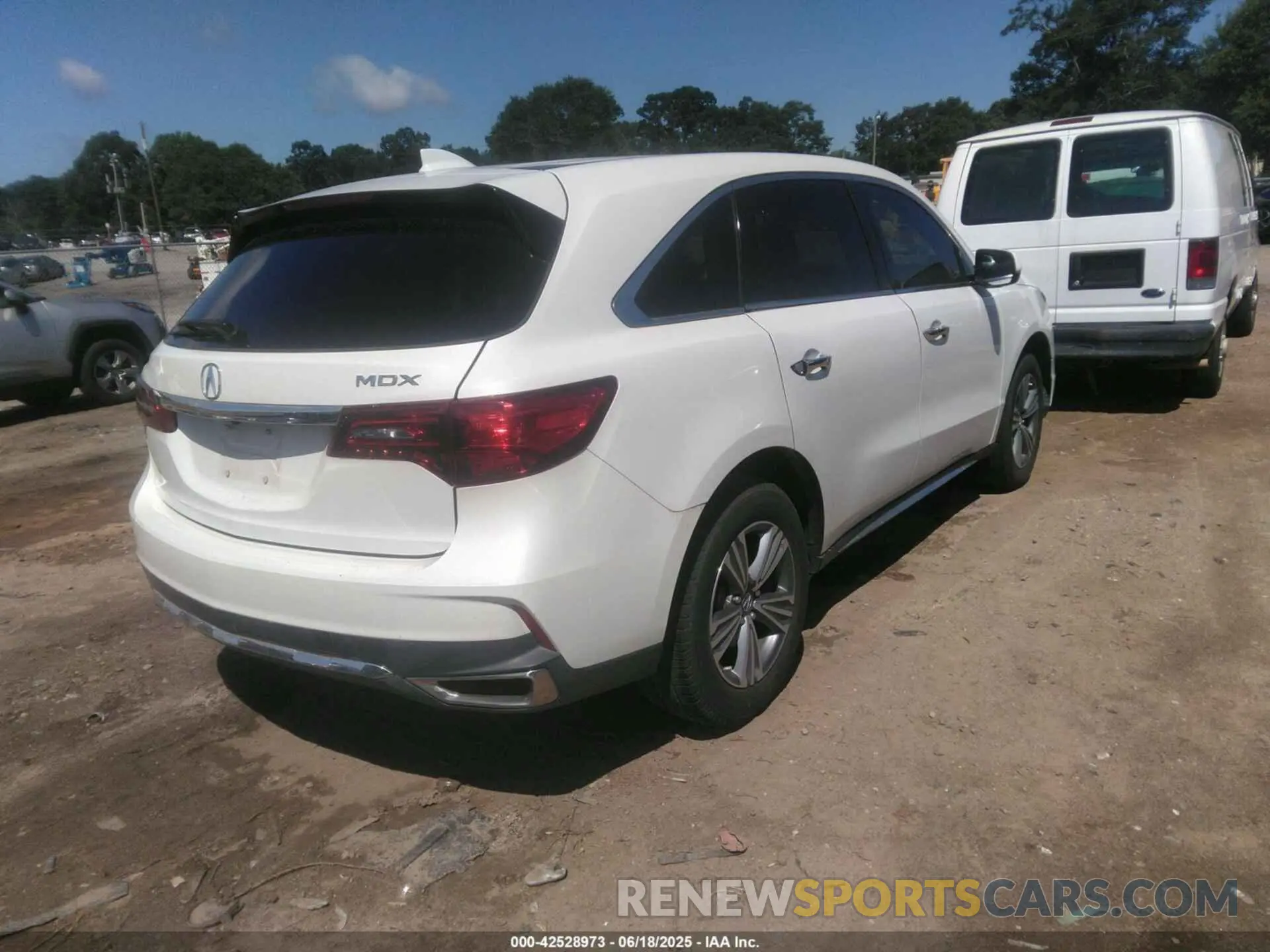4 Photograph of a damaged car 5J8YD3H38LL012747 ACURA MDX 2020