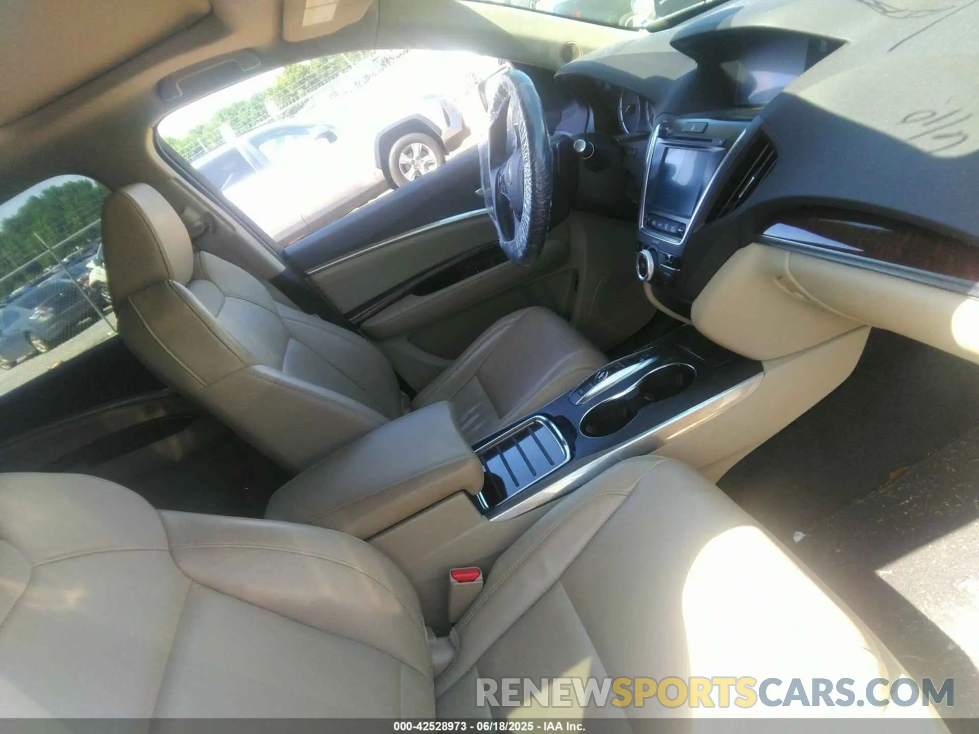5 Photograph of a damaged car 5J8YD3H38LL012747 ACURA MDX 2020