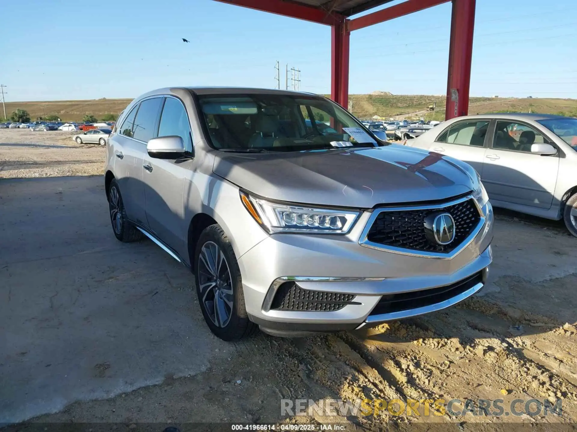 1 Photograph of a damaged car 5J8YD3H50LL005535 ACURA MDX 2020