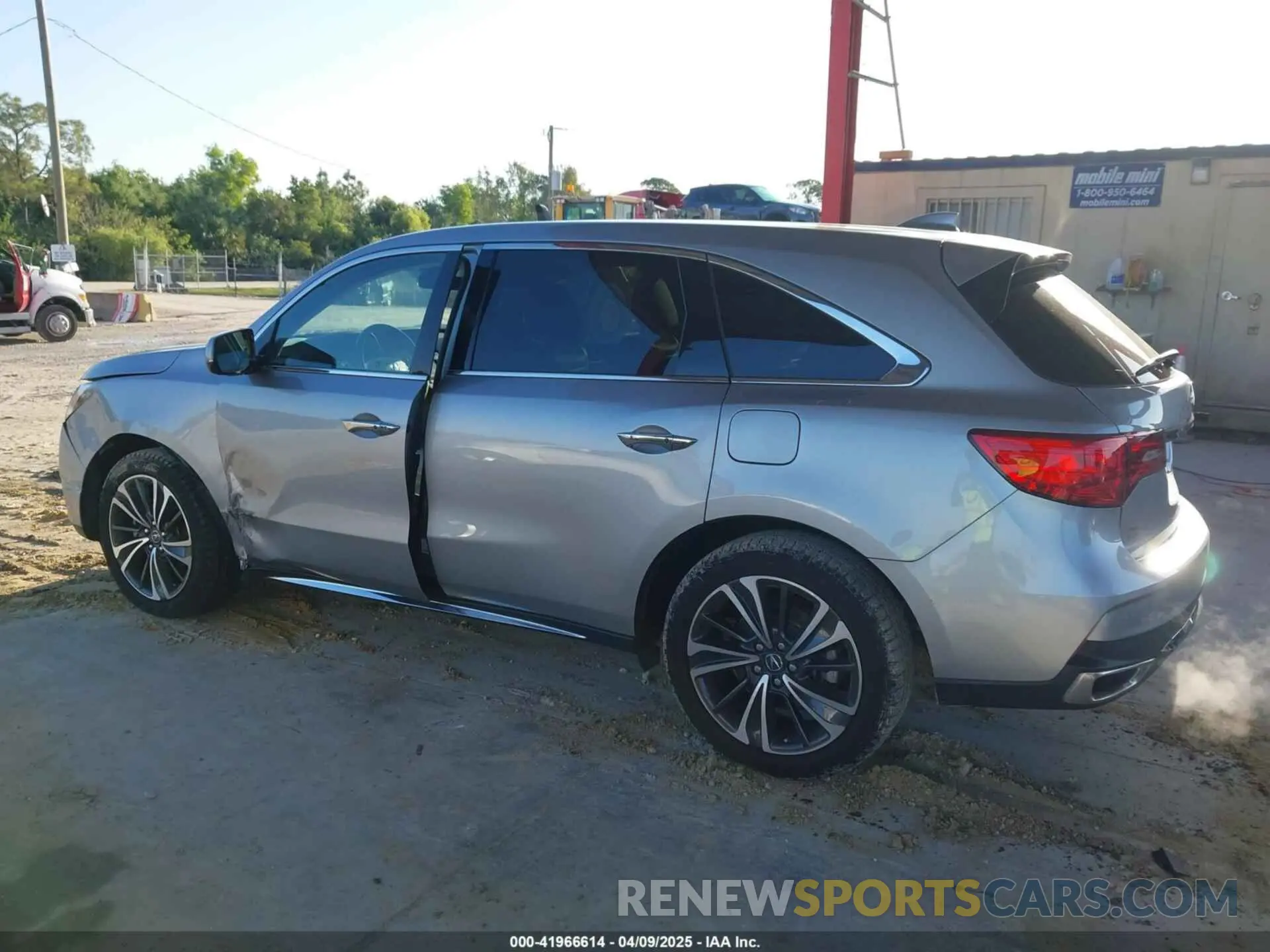 14 Photograph of a damaged car 5J8YD3H50LL005535 ACURA MDX 2020