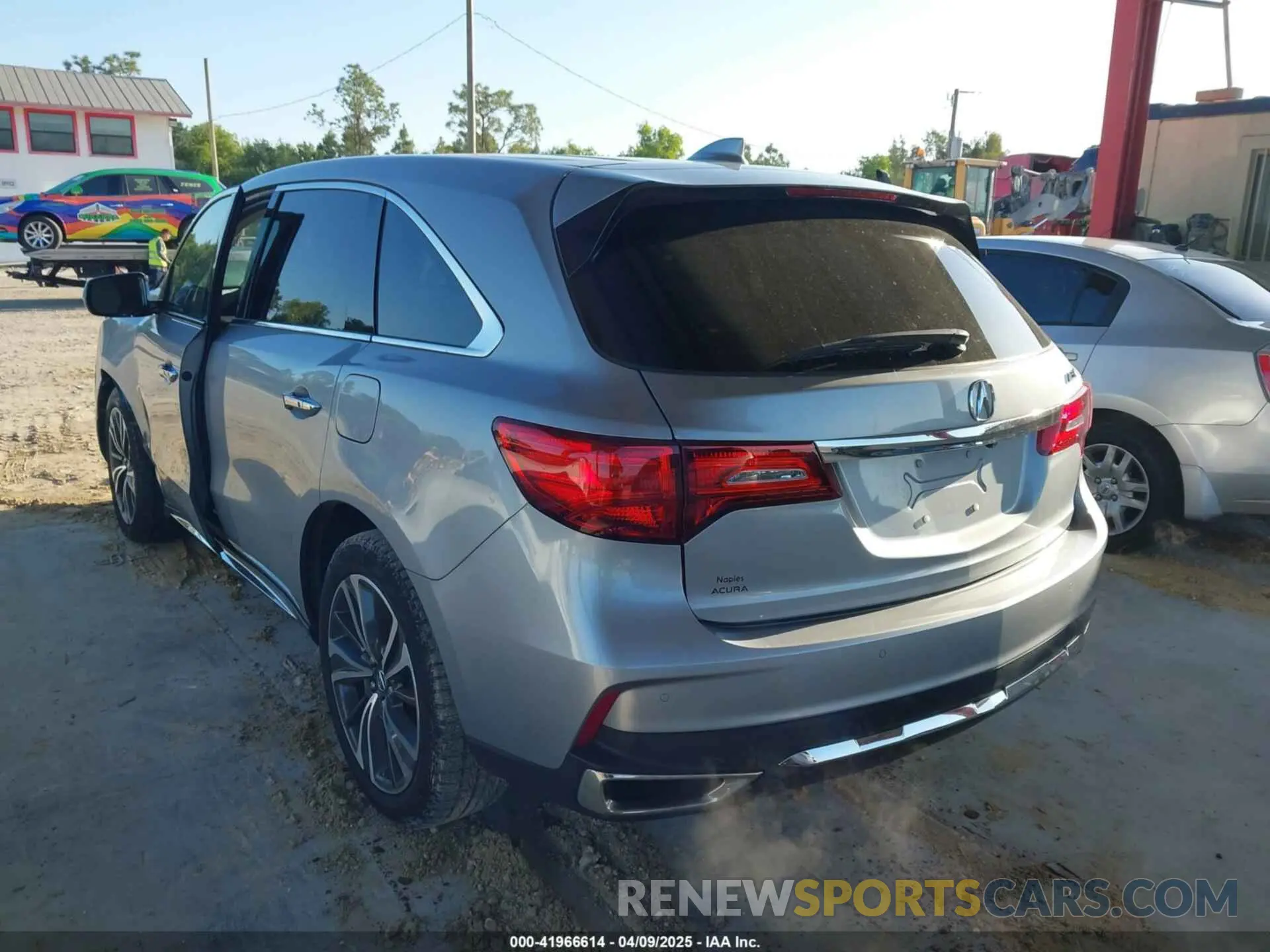 3 Photograph of a damaged car 5J8YD3H50LL005535 ACURA MDX 2020