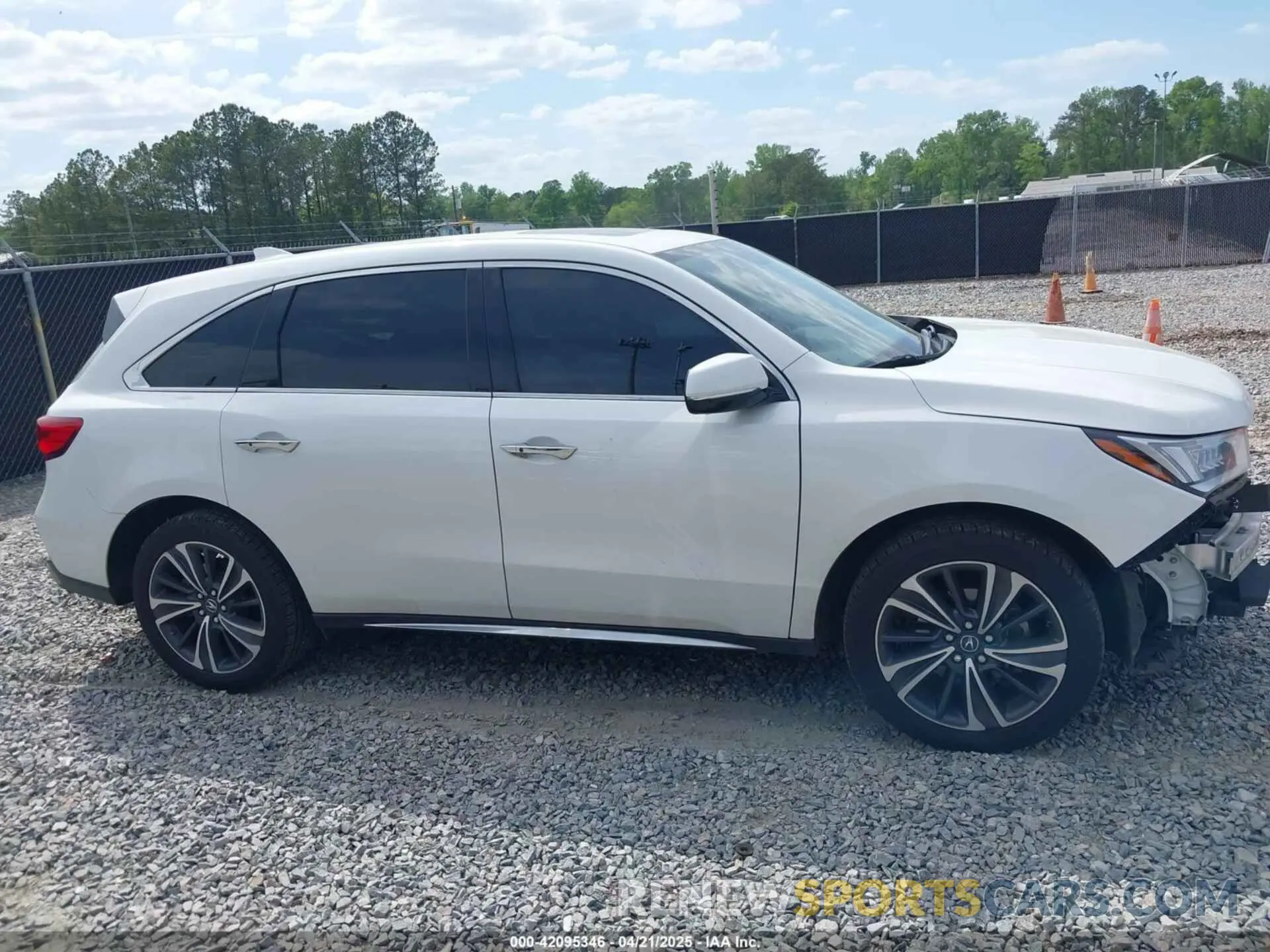 13 Photograph of a damaged car 5J8YD3H53LL004976 ACURA MDX 2020