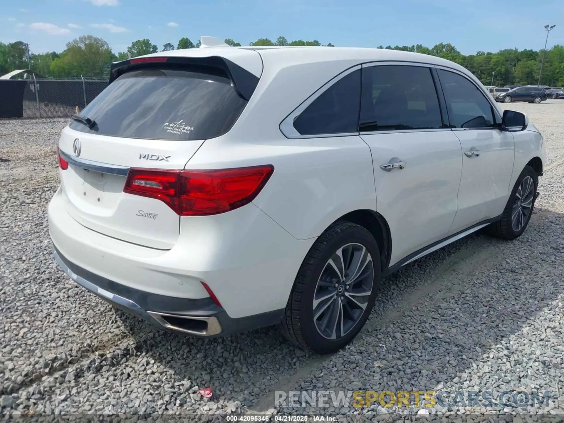 4 Photograph of a damaged car 5J8YD3H53LL004976 ACURA MDX 2020