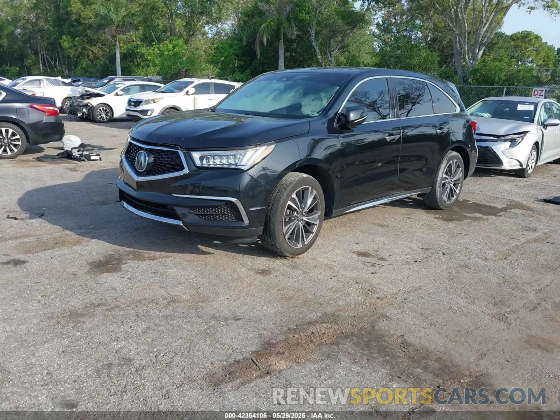 2 Photograph of a damaged car 5J8YD3H53LL005111 ACURA MDX 2020