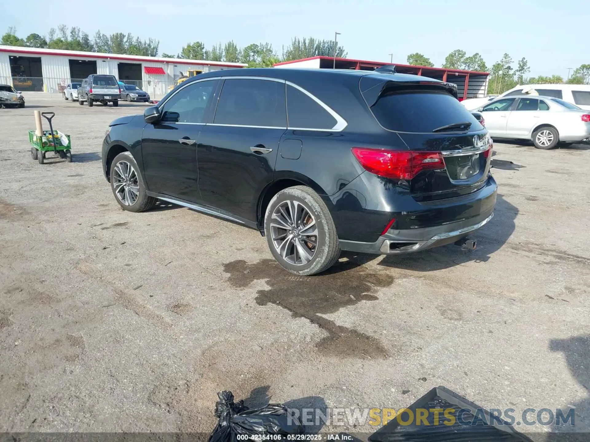 3 Photograph of a damaged car 5J8YD3H53LL005111 ACURA MDX 2020