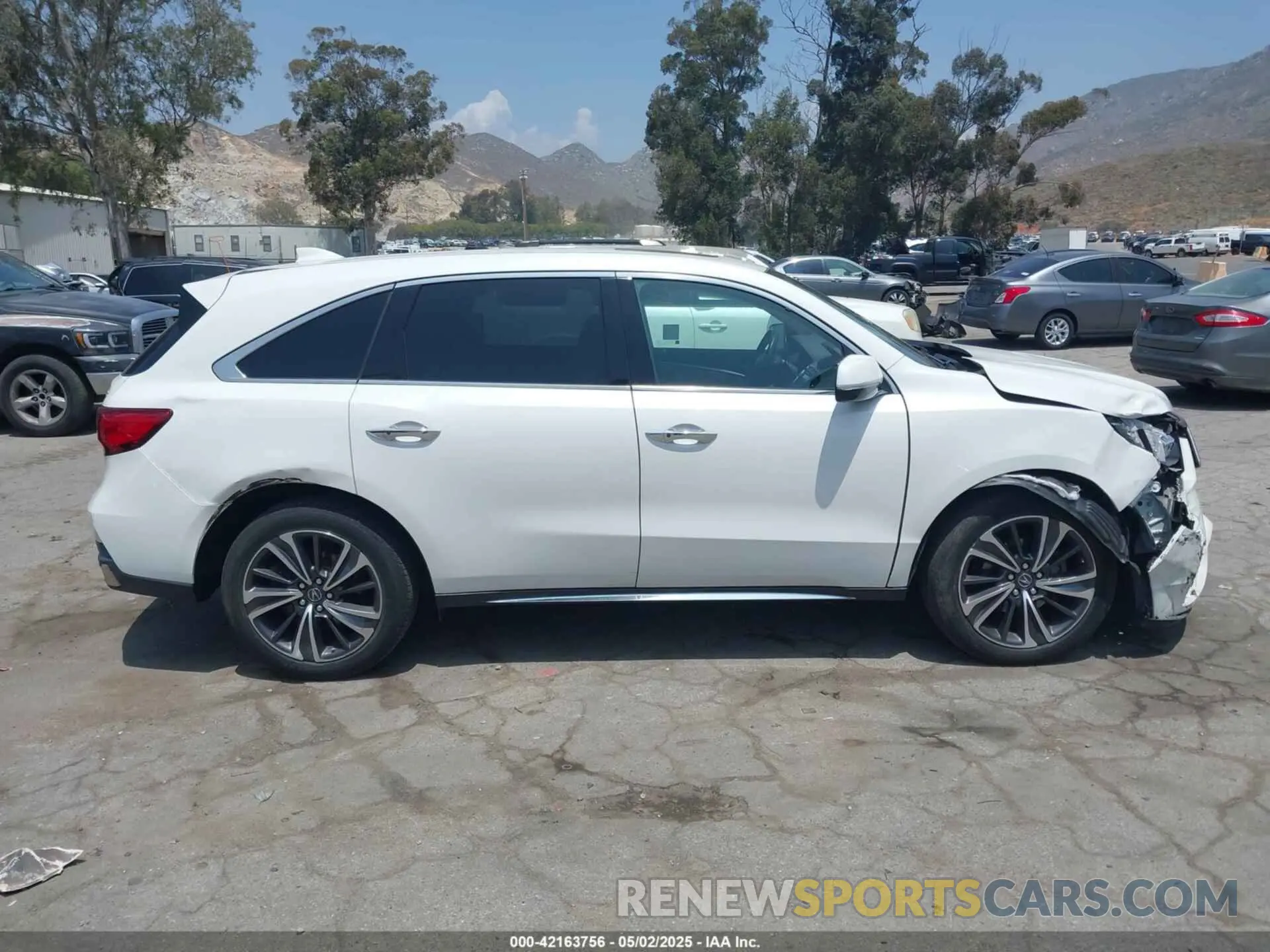 13 Photograph of a damaged car 5J8YD3H54LL001794 ACURA MDX 2020