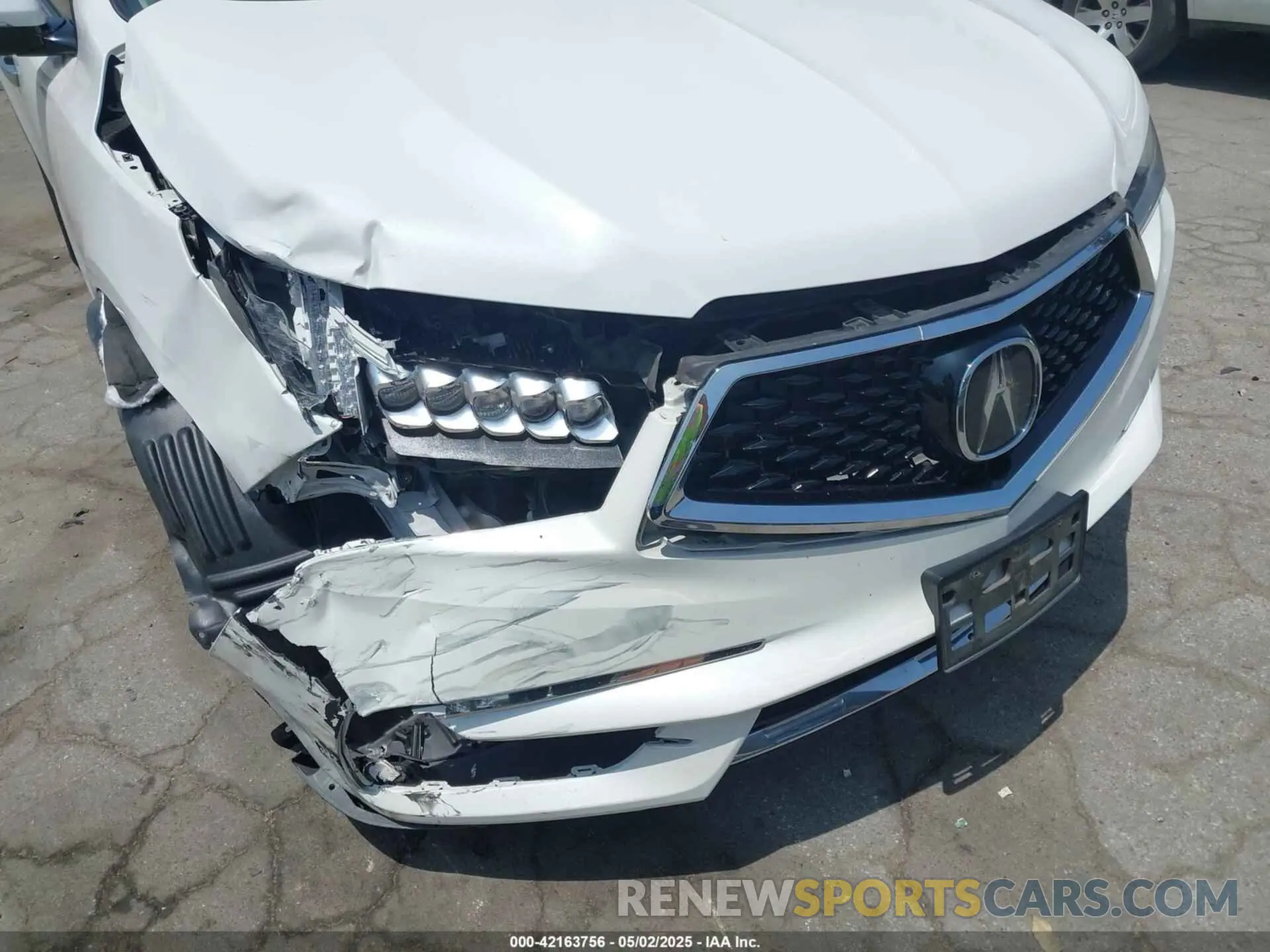 6 Photograph of a damaged car 5J8YD3H54LL001794 ACURA MDX 2020