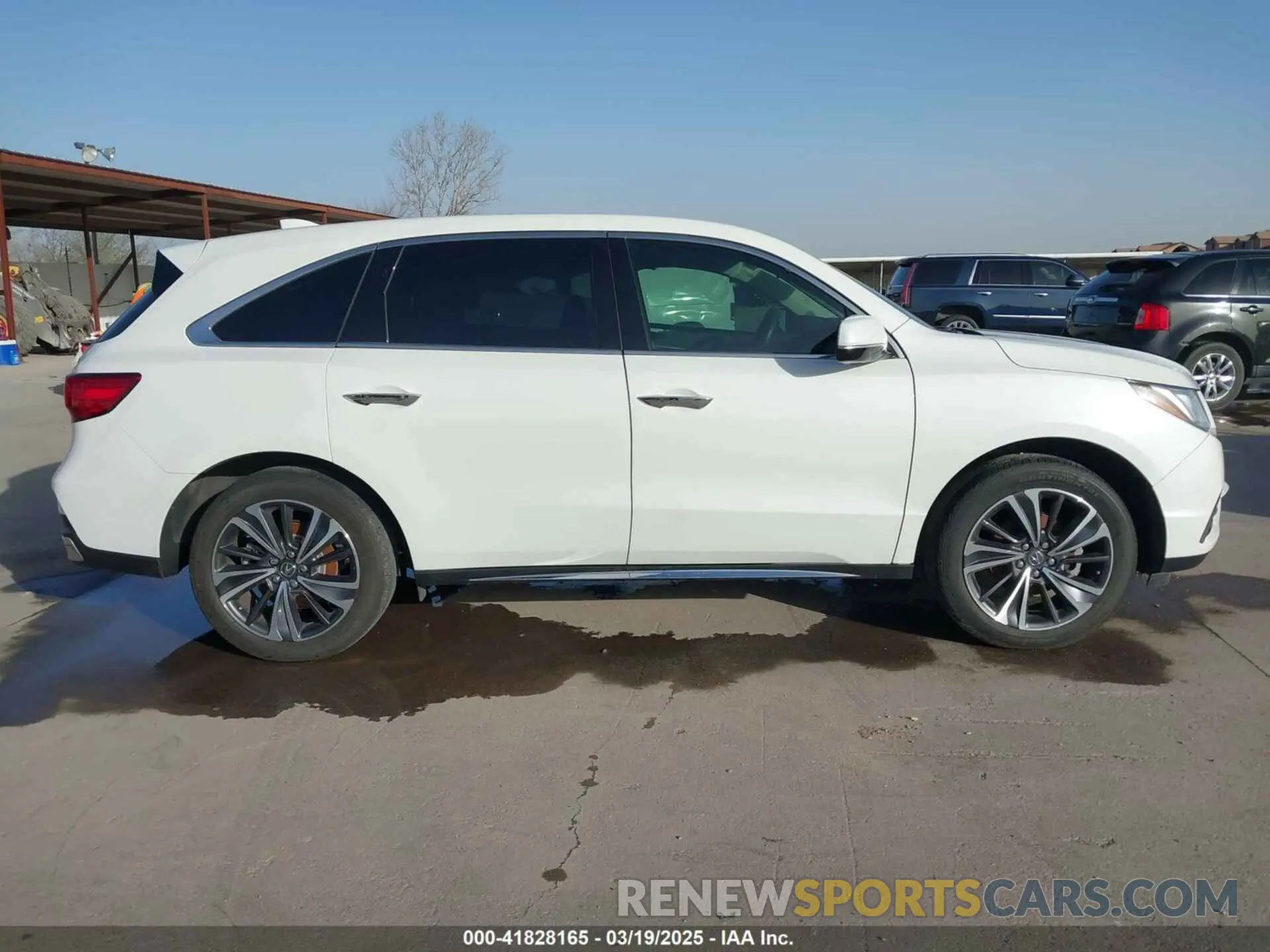 13 Photograph of a damaged car 5J8YD3H56LL008570 ACURA MDX 2020