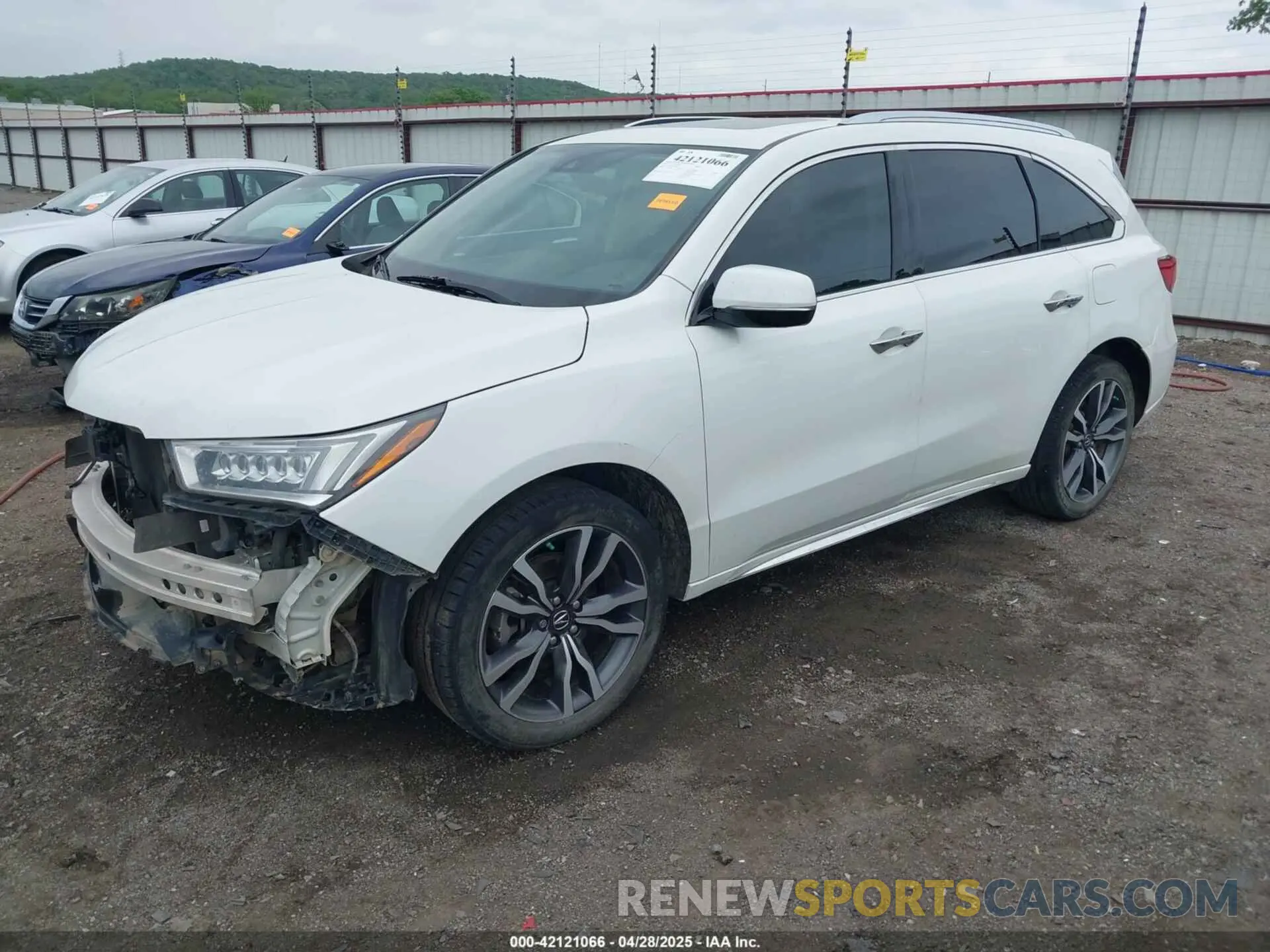 2 Photograph of a damaged car 5J8YD3H87LL008913 ACURA MDX 2020