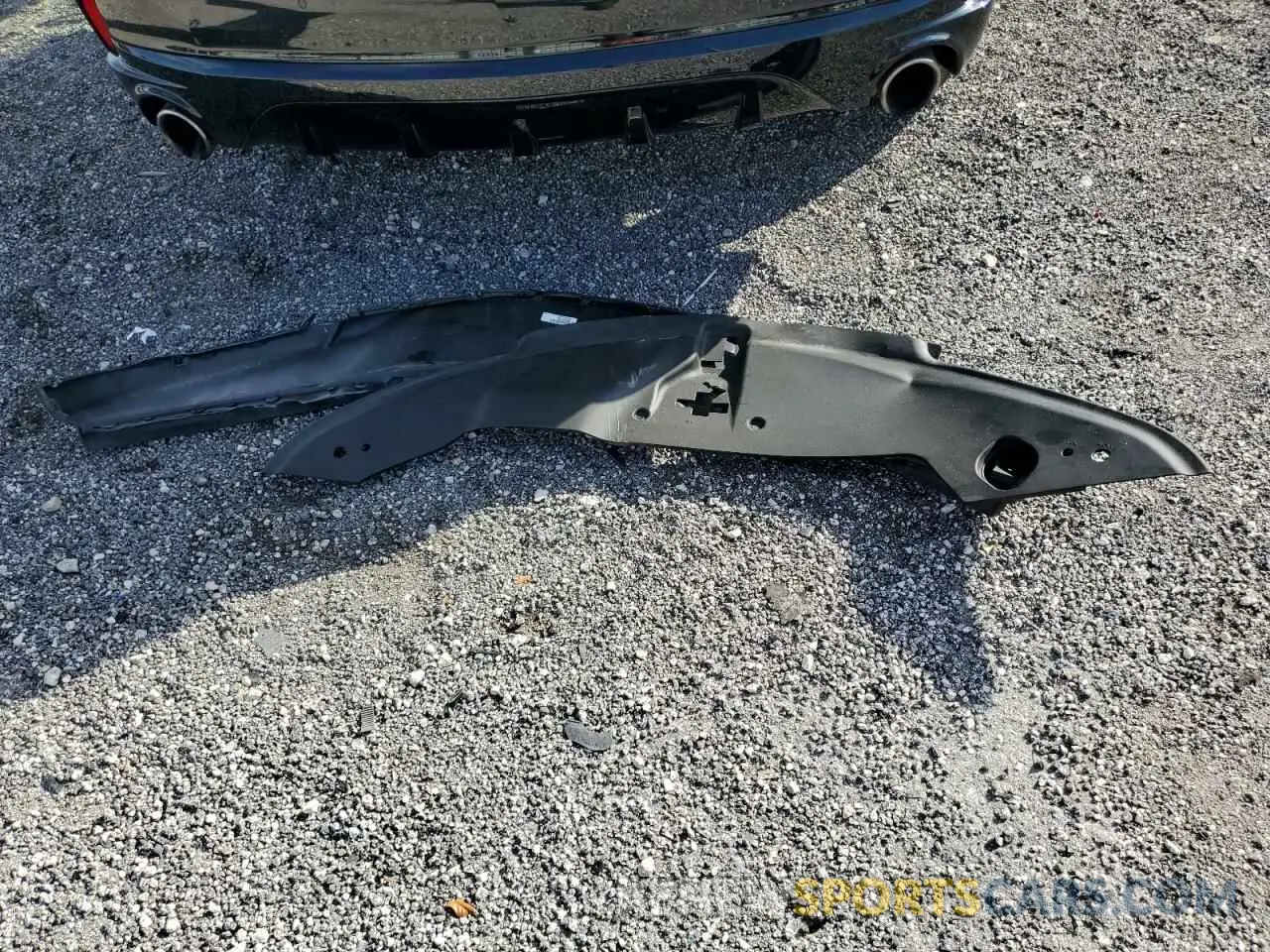 13 Photograph of a damaged car 5J8YD4H01LL020247 ACURA MDX 2020