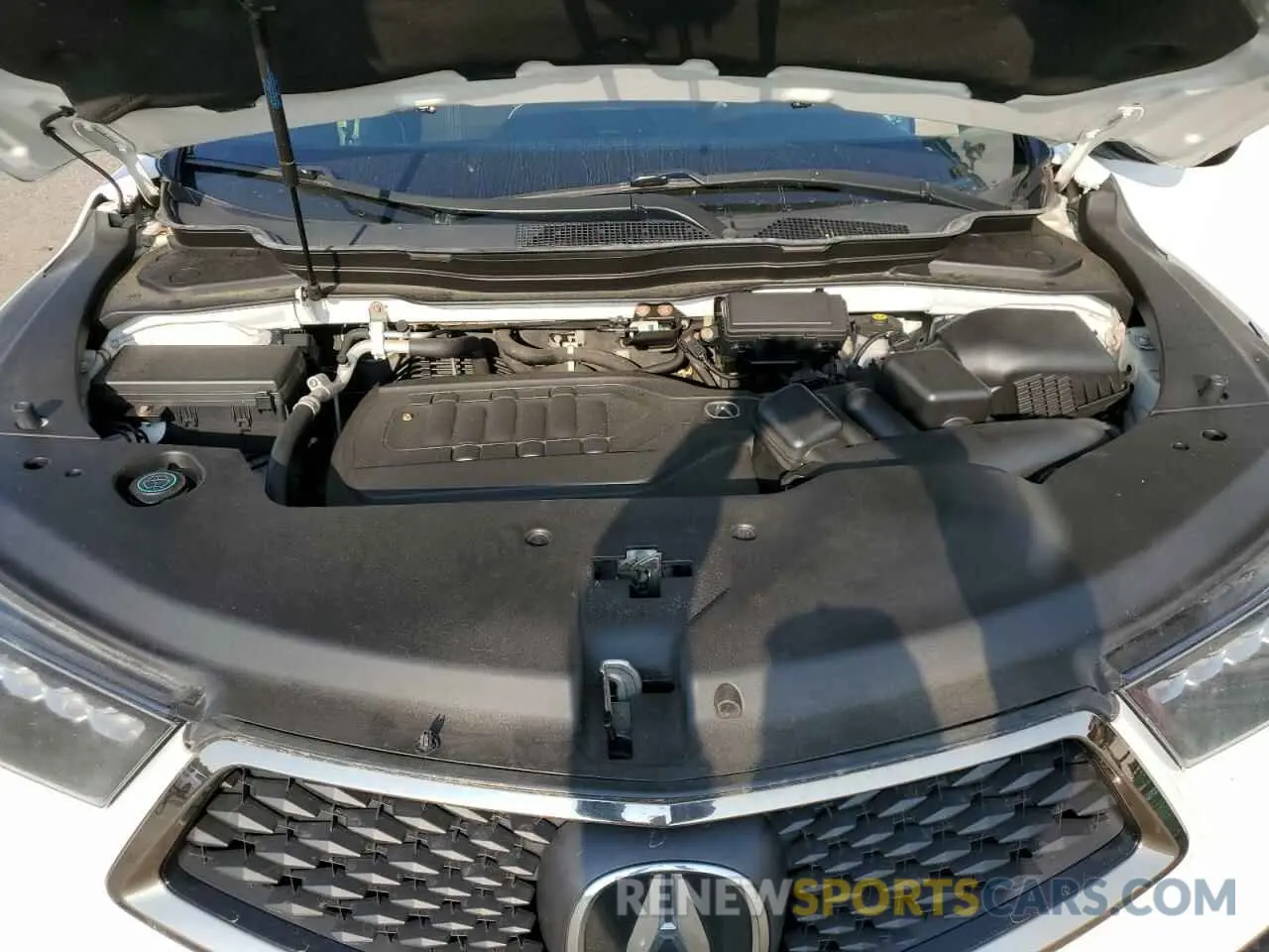 12 Photograph of a damaged car 5J8YD4H01LL801947 ACURA MDX 2020
