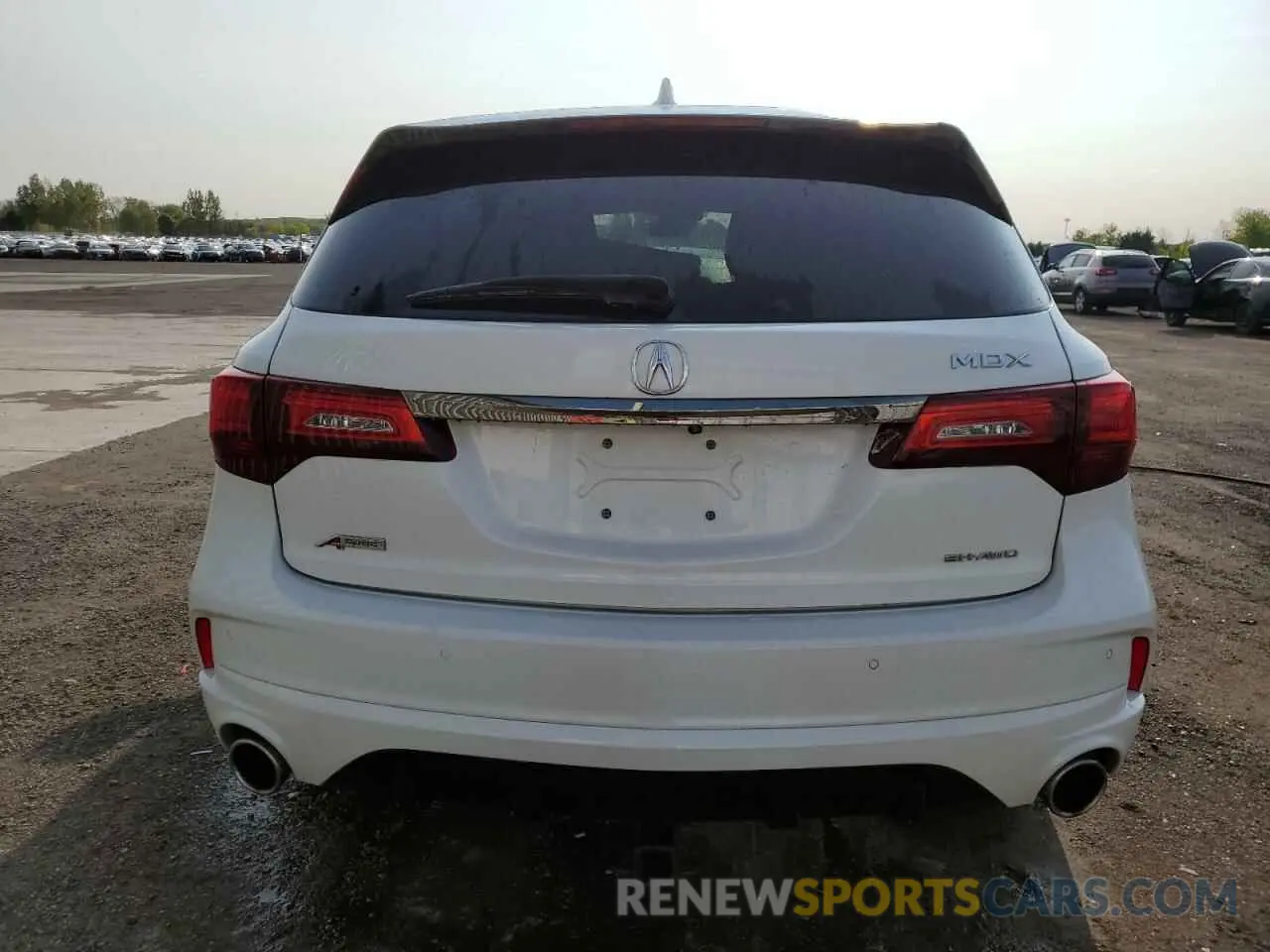 6 Photograph of a damaged car 5J8YD4H01LL801947 ACURA MDX 2020