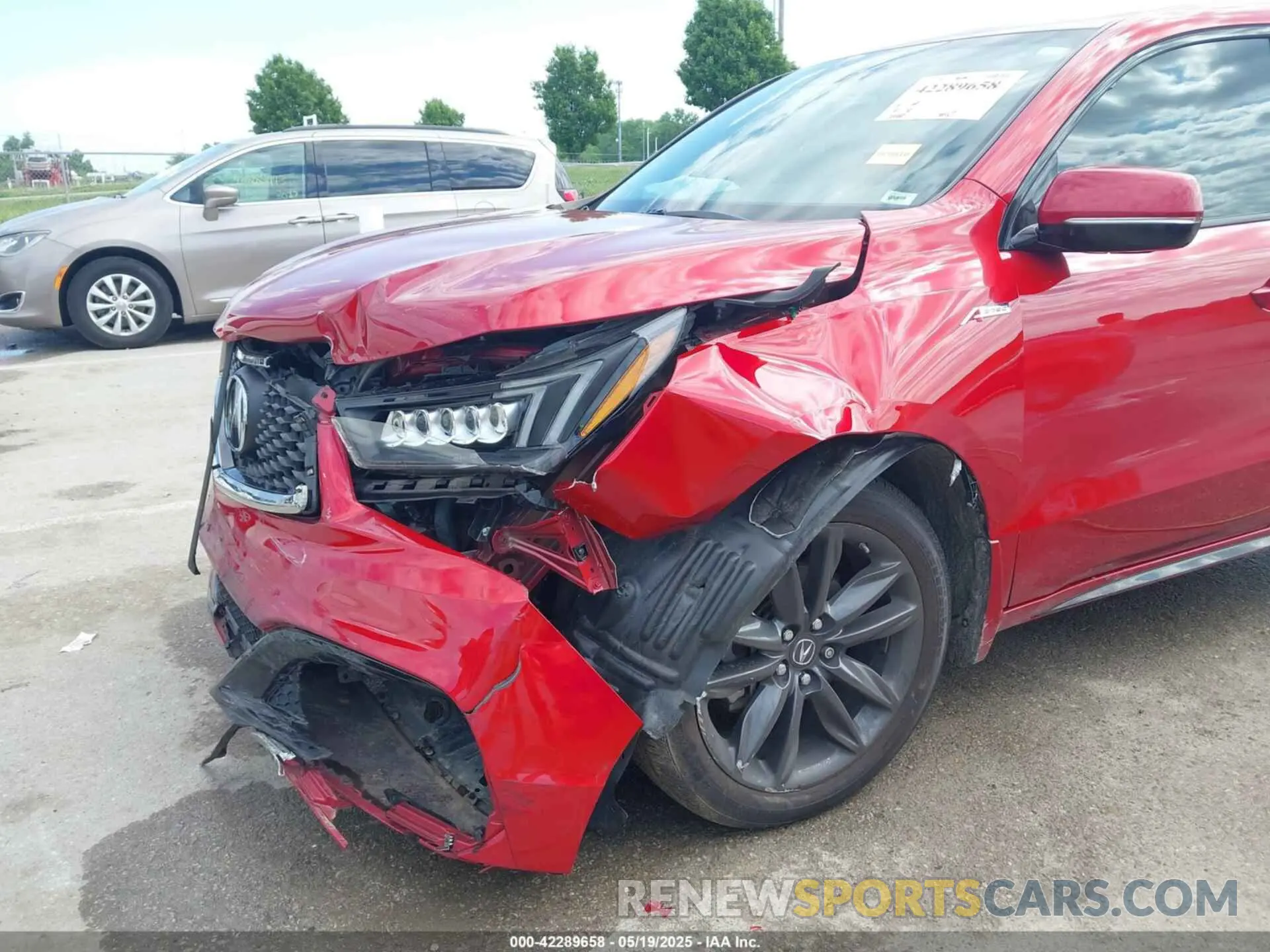 6 Photograph of a damaged car 5J8YD4H07LL025145 ACURA MDX 2020