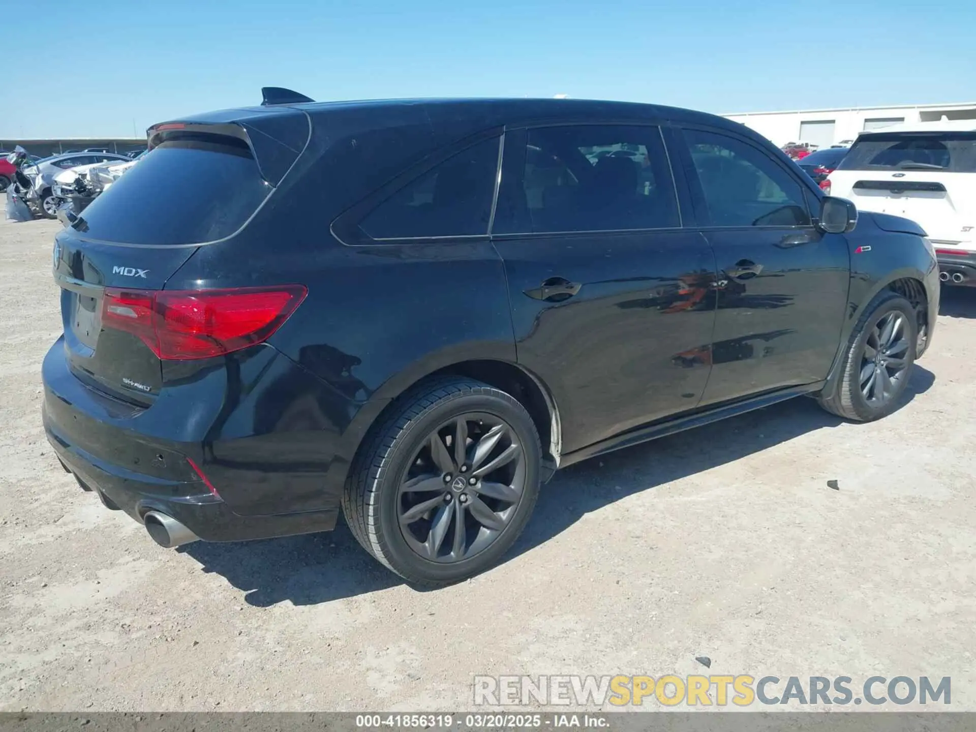 4 Photograph of a damaged car 5J8YD4H09LL017662 ACURA MDX 2020
