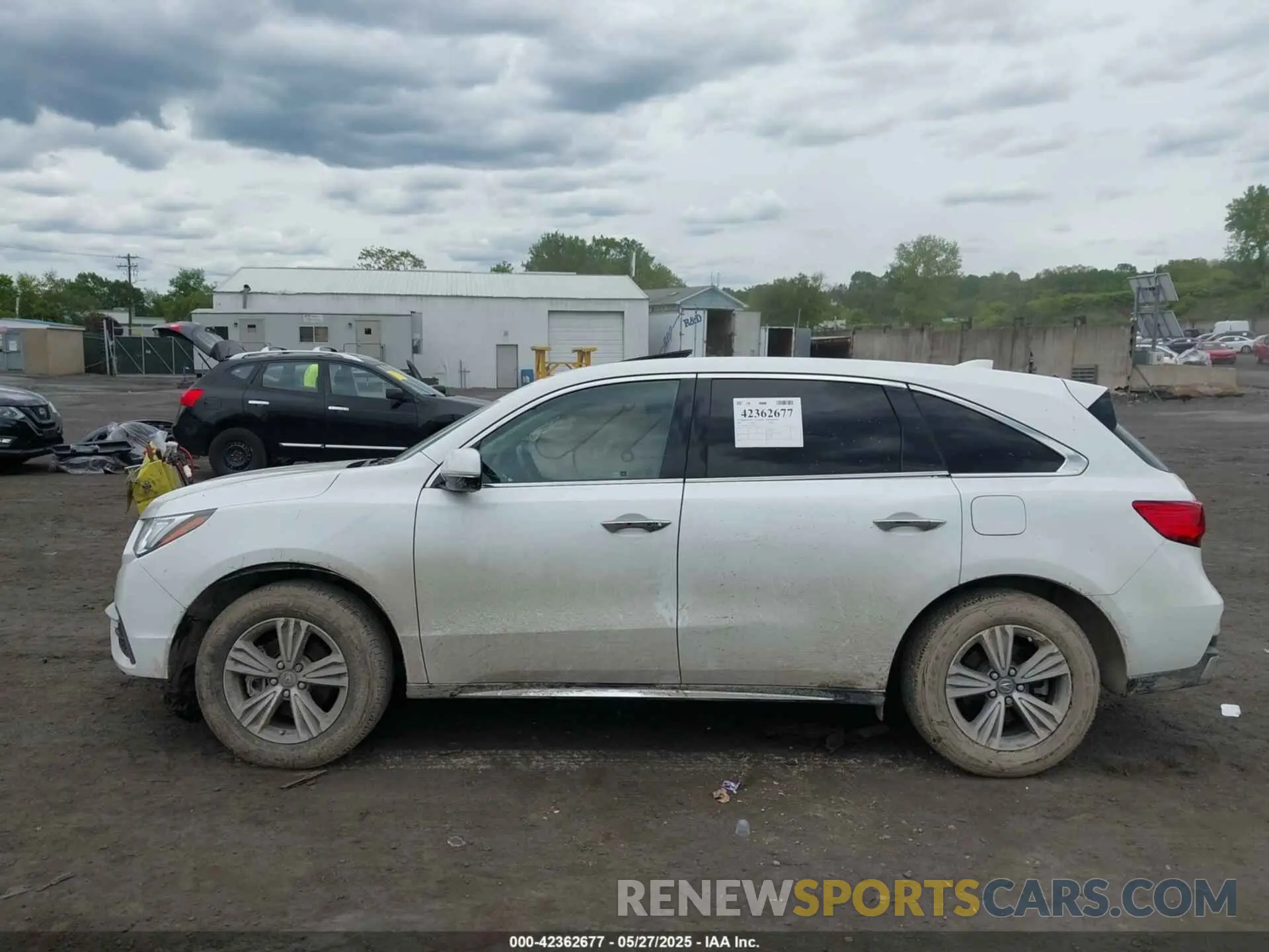 14 Photograph of a damaged car 5J8YD4H30LL047319 ACURA MDX 2020