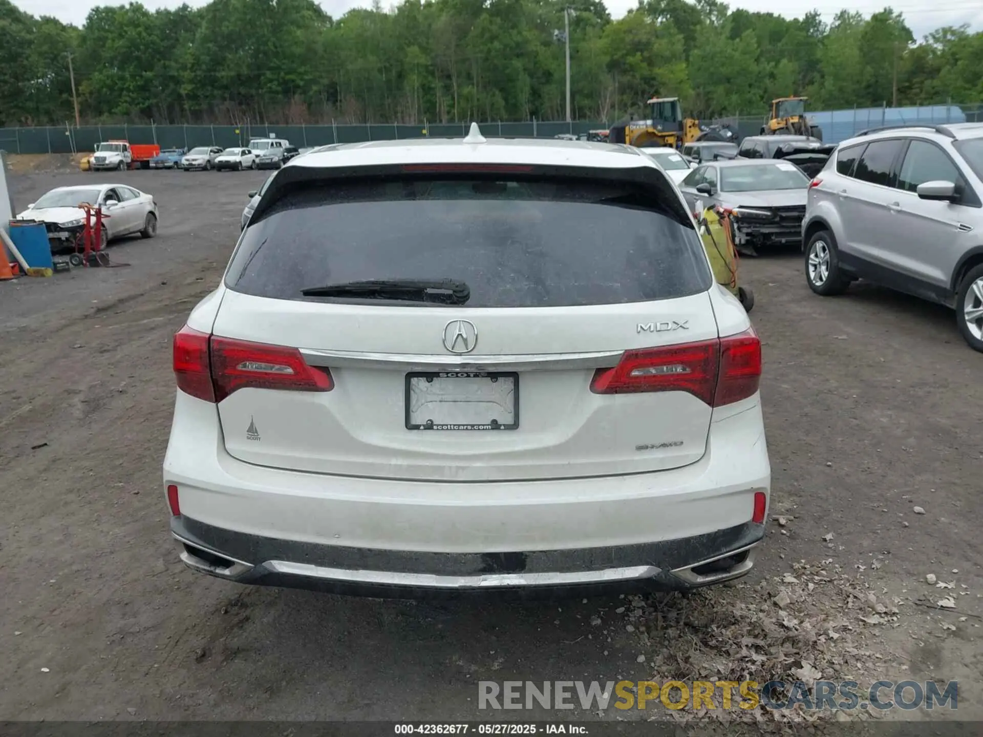 16 Photograph of a damaged car 5J8YD4H30LL047319 ACURA MDX 2020