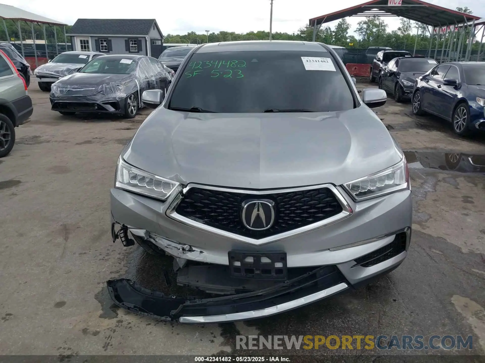 12 Photograph of a damaged car 5J8YD4H30LL051645 ACURA MDX 2020