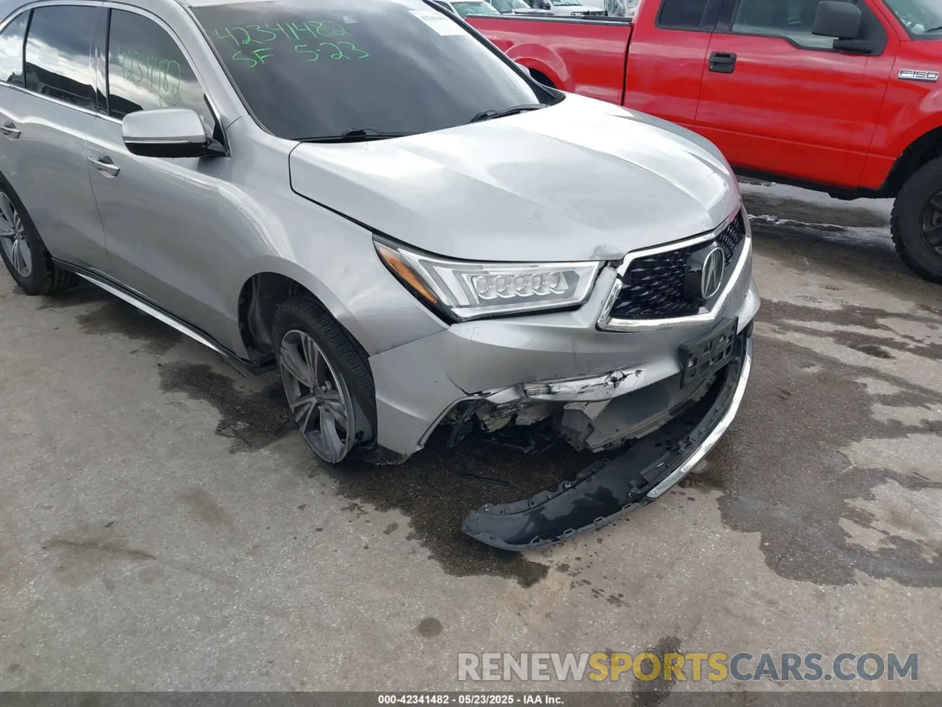 6 Photograph of a damaged car 5J8YD4H30LL051645 ACURA MDX 2020