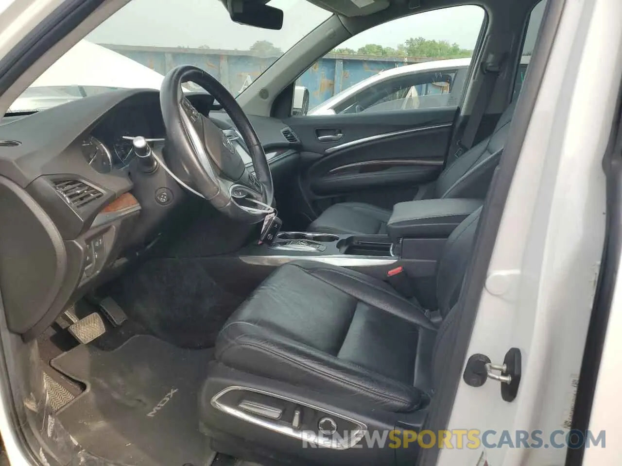 7 Photograph of a damaged car 5J8YD4H31LL011817 ACURA MDX 2020
