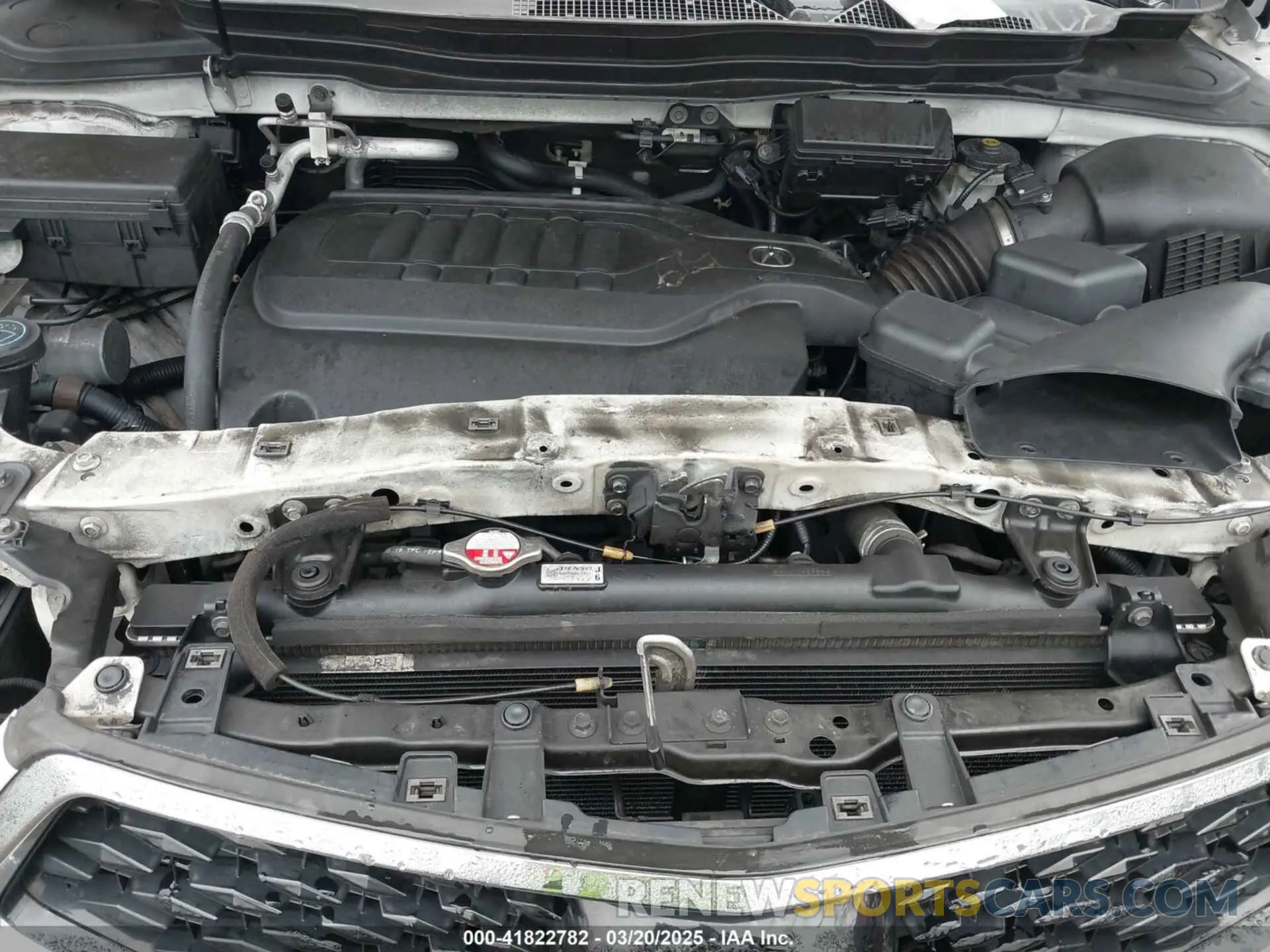 10 Photograph of a damaged car 5J8YD4H32LL002611 ACURA MDX 2020