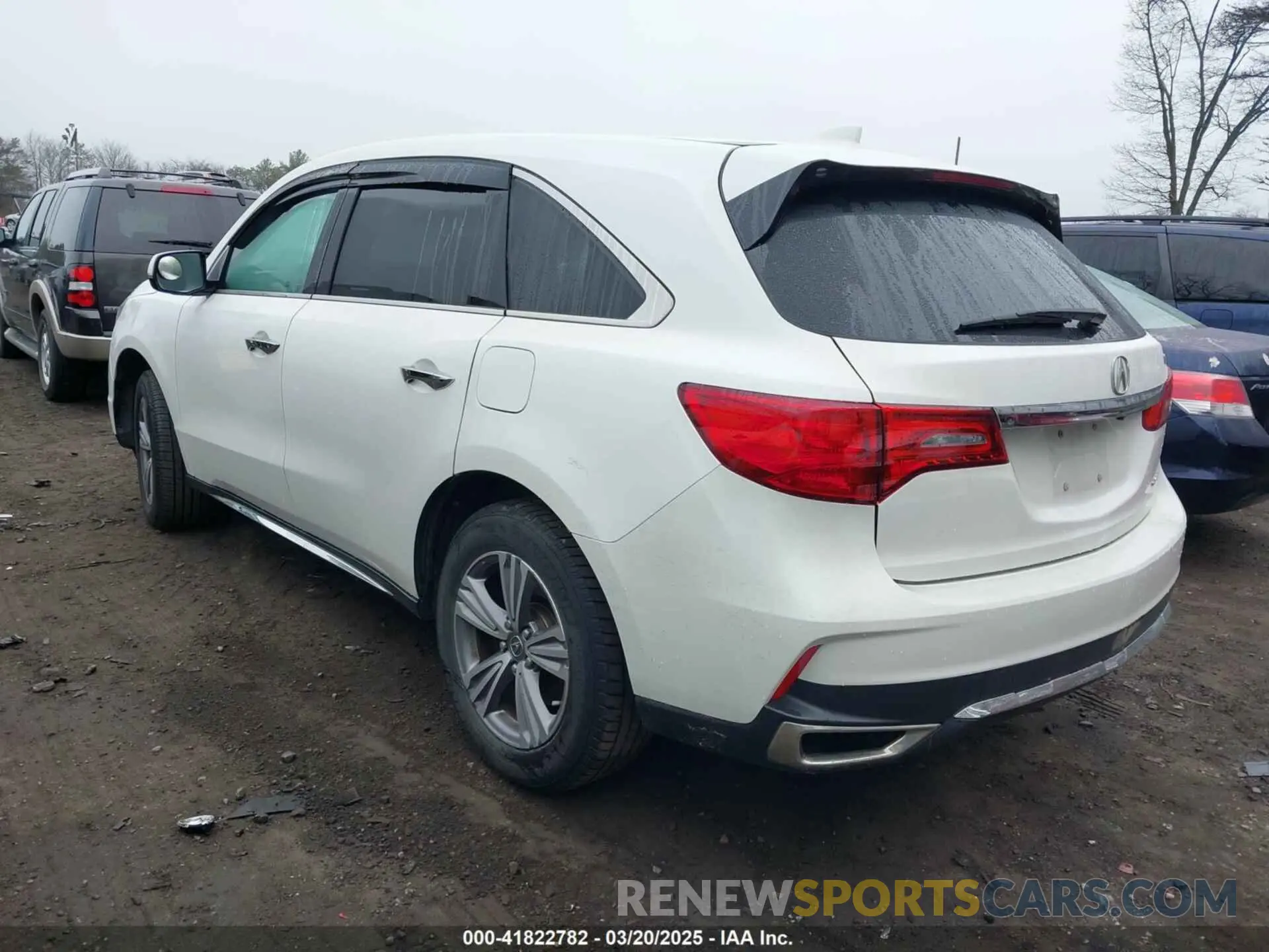 3 Photograph of a damaged car 5J8YD4H32LL002611 ACURA MDX 2020