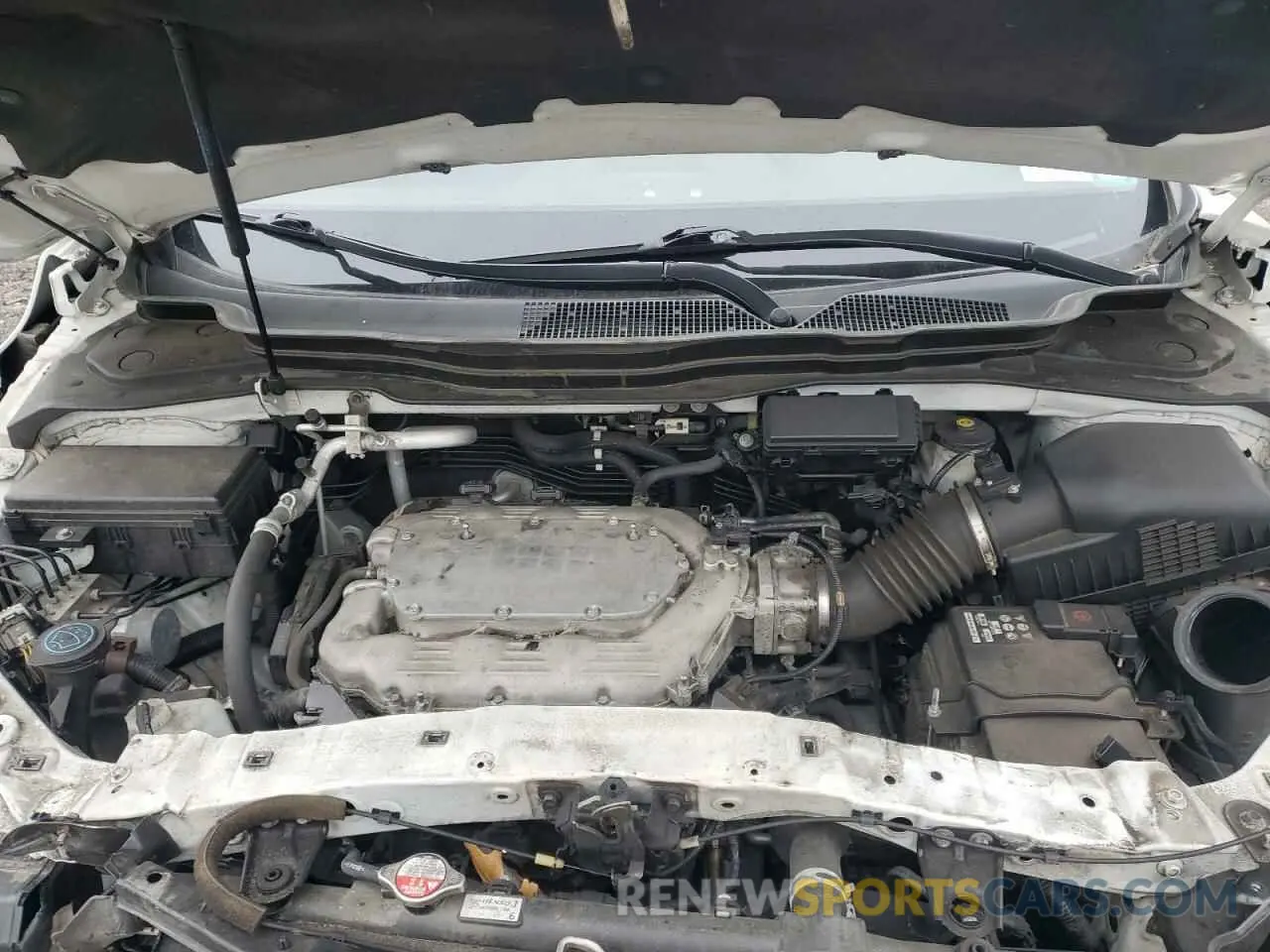 12 Photograph of a damaged car 5J8YD4H32LL041585 ACURA MDX 2020