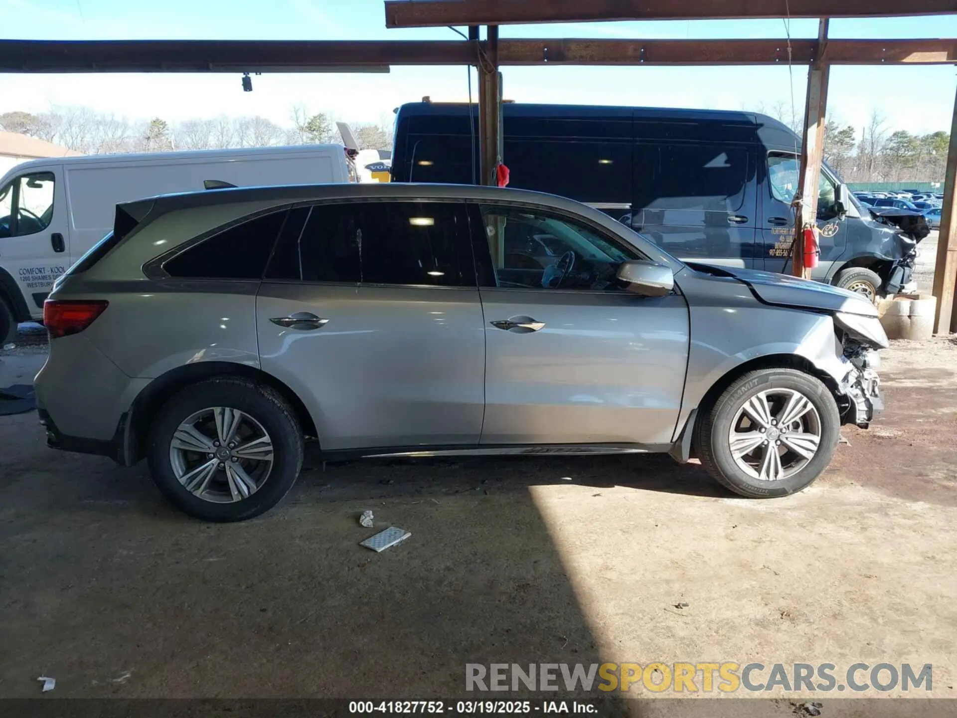 13 Photograph of a damaged car 5J8YD4H33LL036119 ACURA MDX 2020