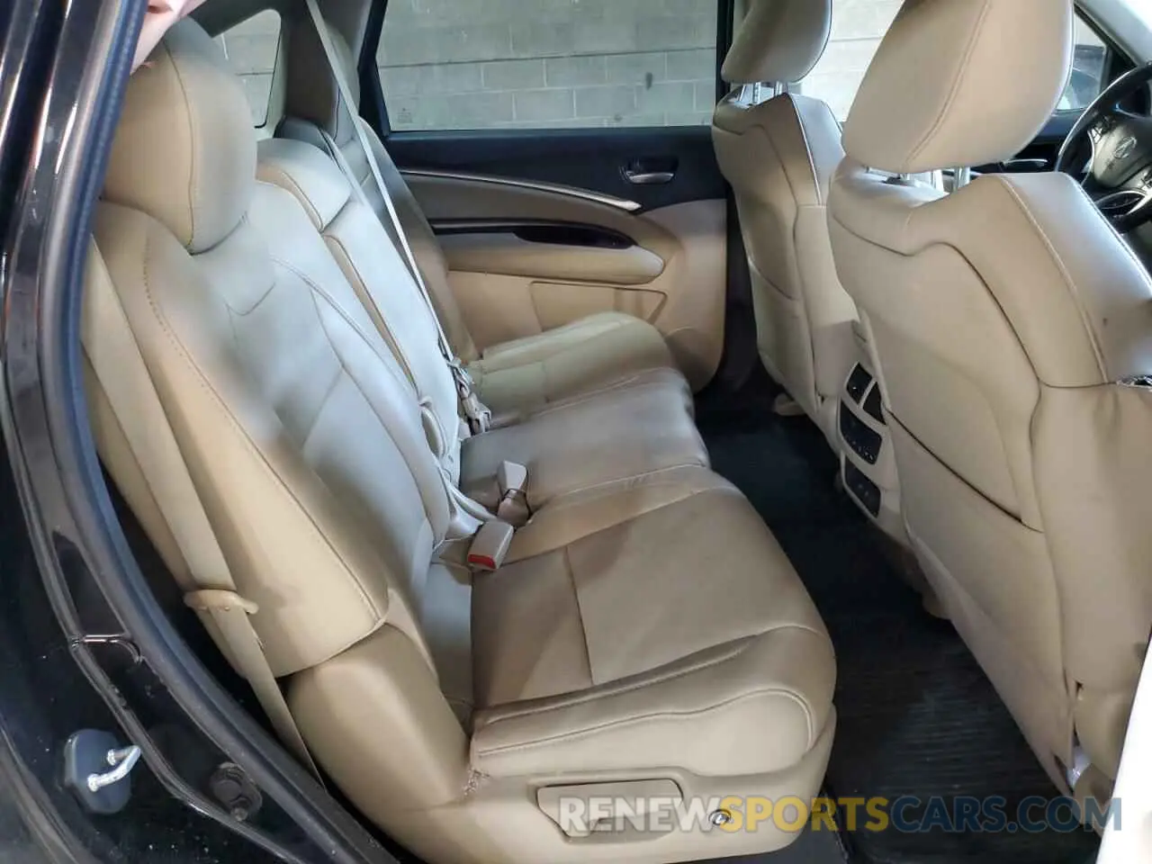 11 Photograph of a damaged car 5J8YD4H35LL040513 ACURA MDX 2020