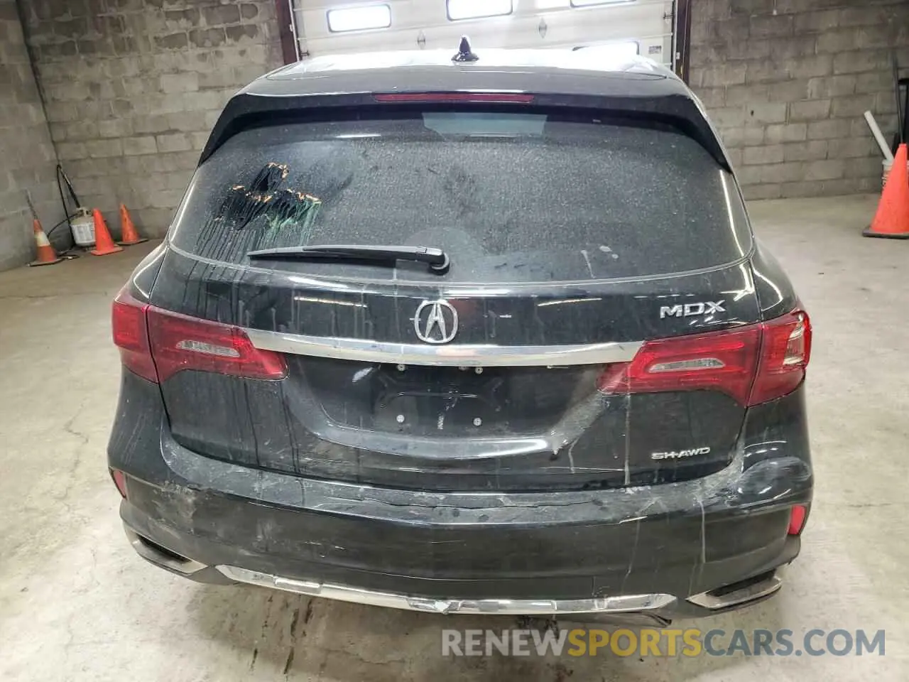 6 Photograph of a damaged car 5J8YD4H35LL040513 ACURA MDX 2020