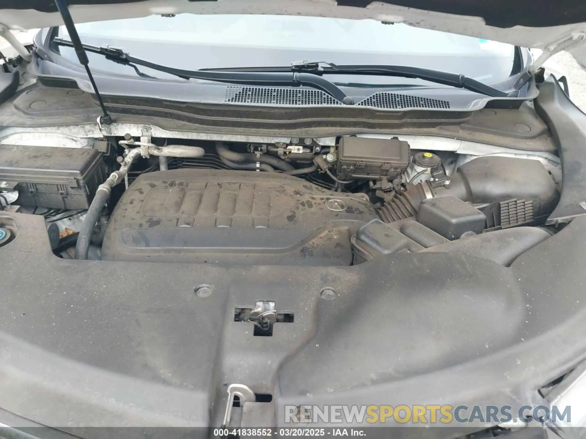 10 Photograph of a damaged car 5J8YD4H36LL002675 ACURA MDX 2020
