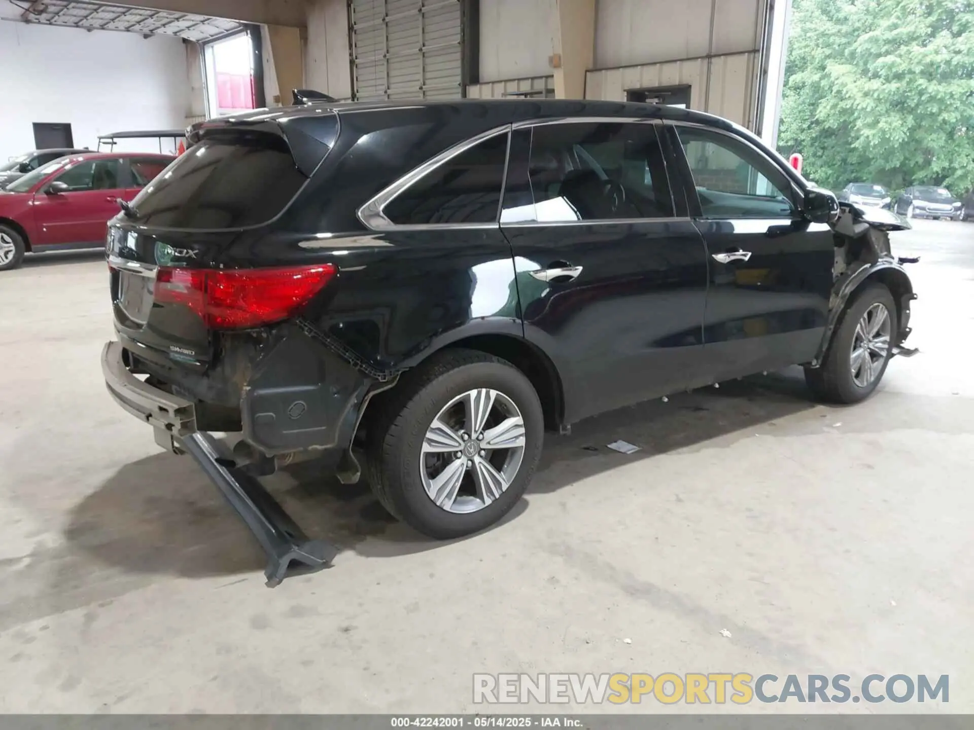 4 Photograph of a damaged car 5J8YD4H36LL019069 ACURA MDX 2020