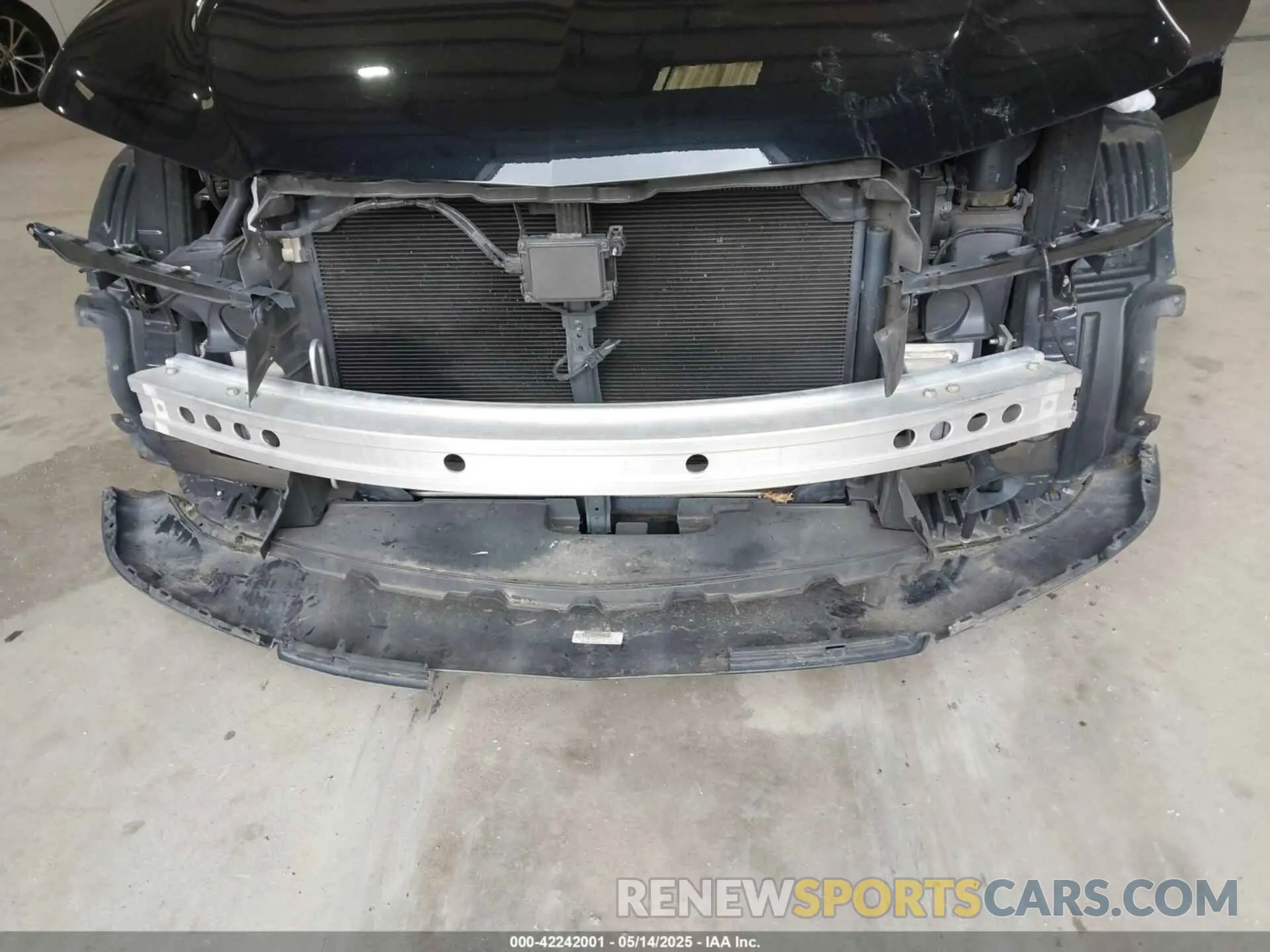 6 Photograph of a damaged car 5J8YD4H36LL019069 ACURA MDX 2020