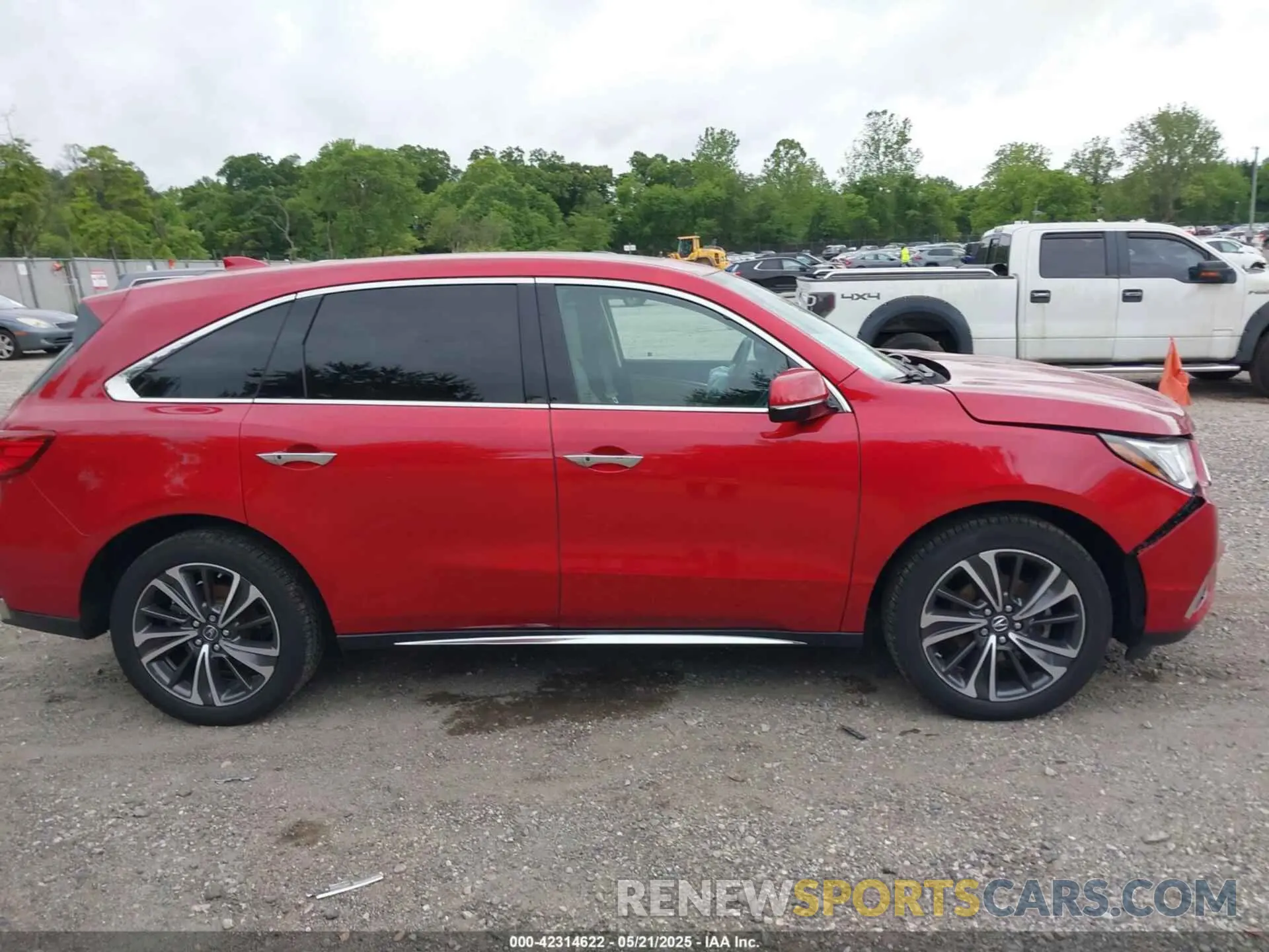 13 Photograph of a damaged car 5J8YD4H50LL013043 ACURA MDX 2020