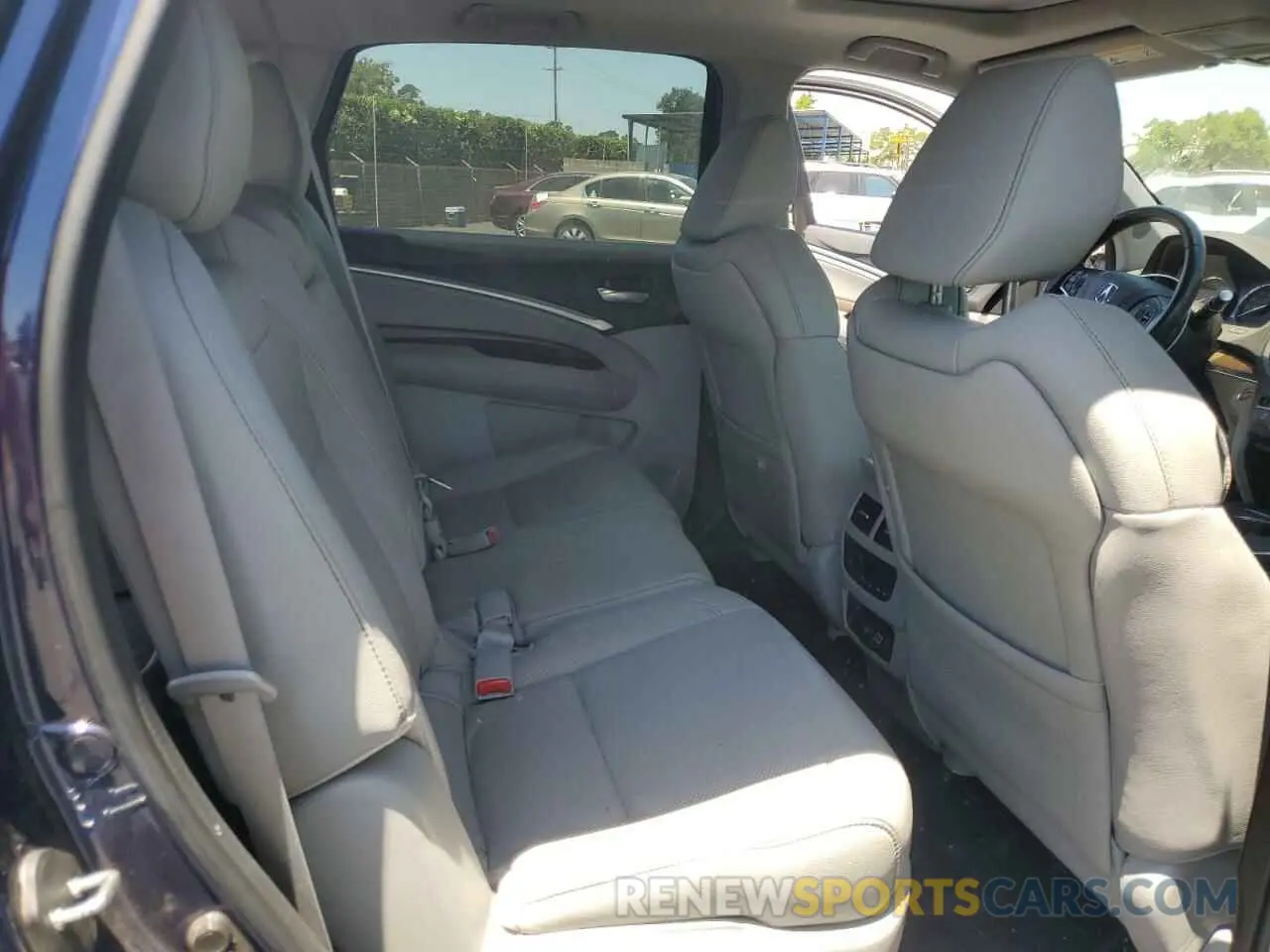 11 Photograph of a damaged car 5J8YD4H50LL027623 ACURA MDX 2020