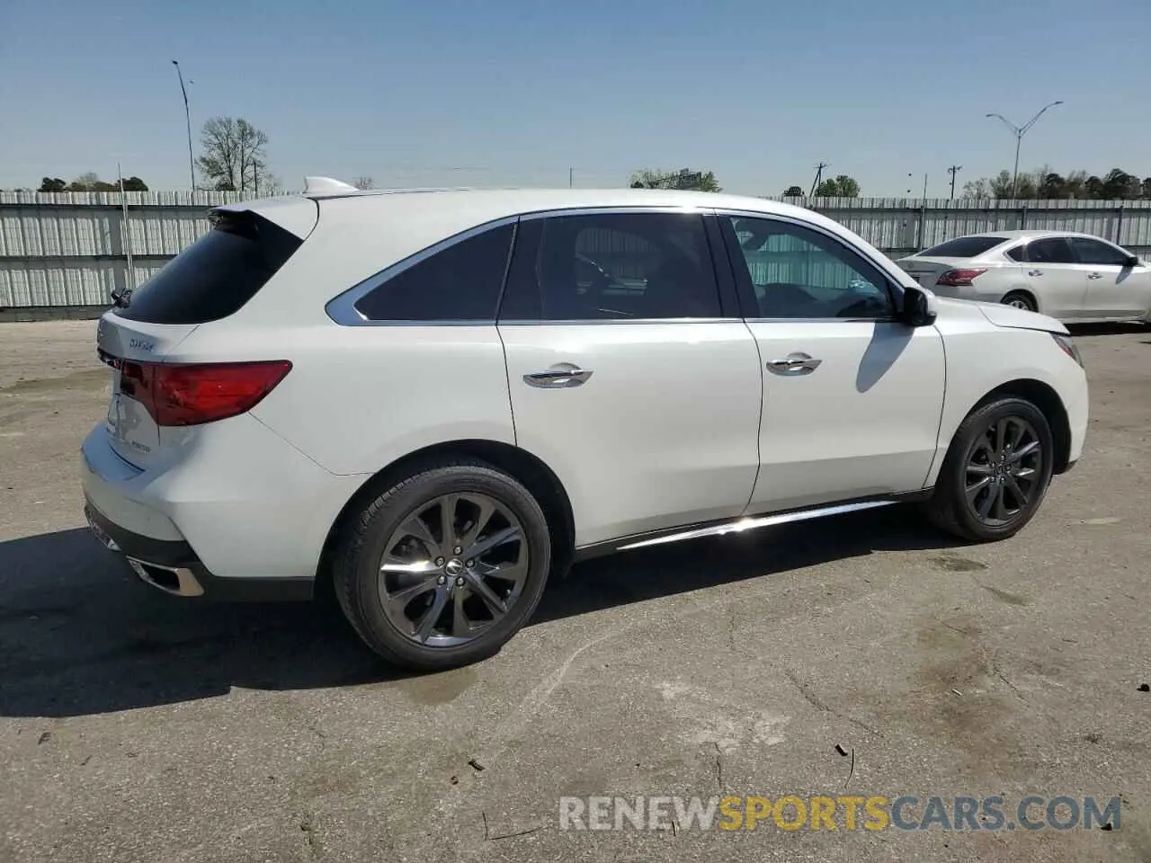 3 Photograph of a damaged car 5J8YD4H51LL007686 ACURA MDX 2020