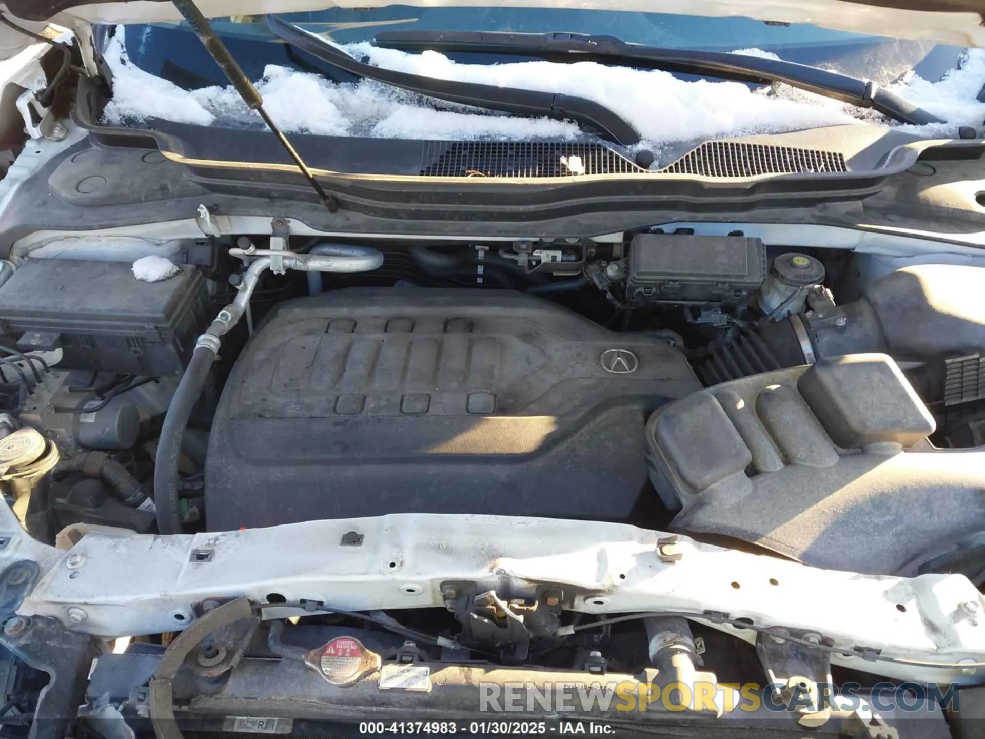 10 Photograph of a damaged car 5J8YD4H52LL023699 ACURA MDX 2020