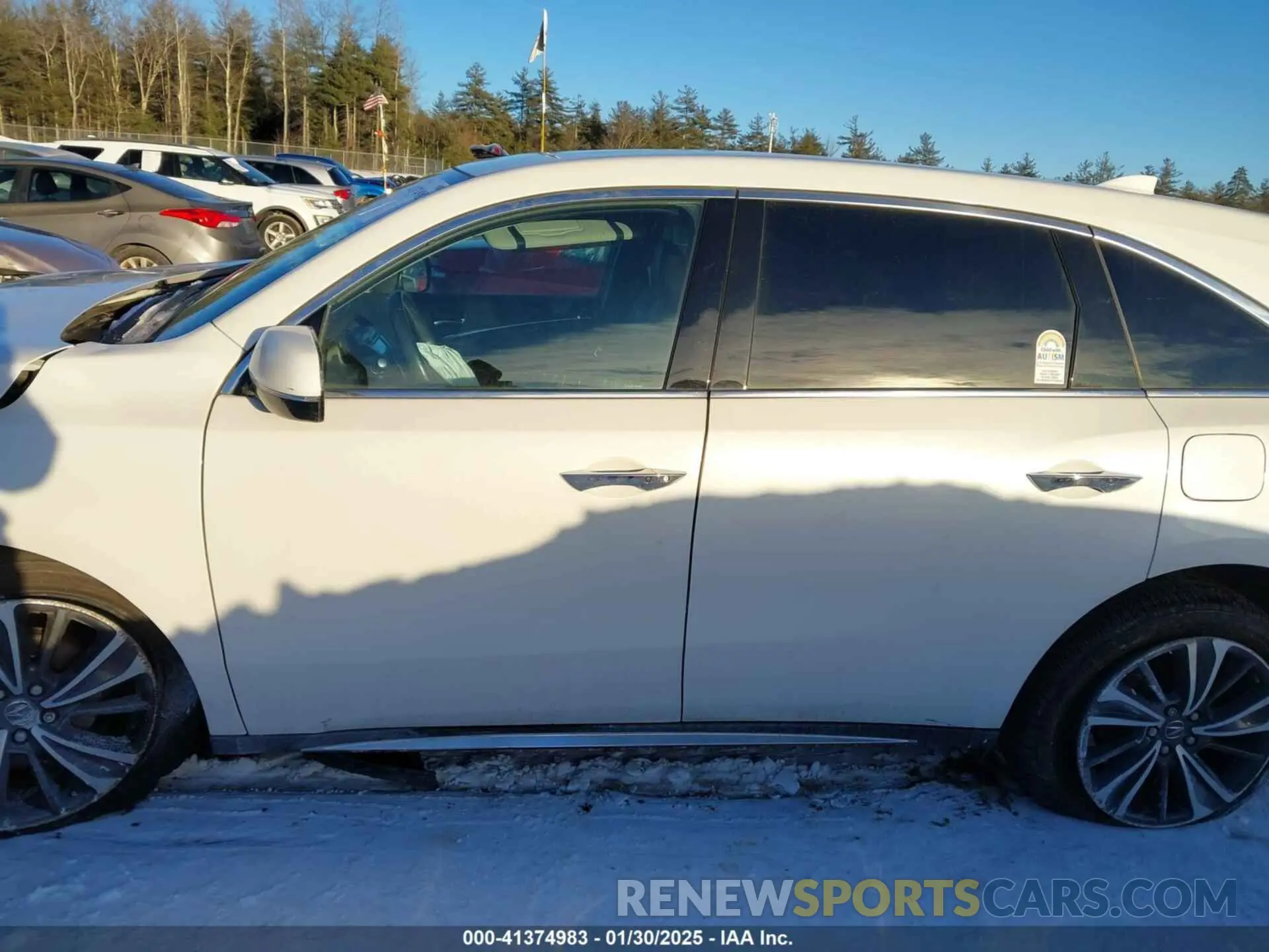 14 Photograph of a damaged car 5J8YD4H52LL023699 ACURA MDX 2020