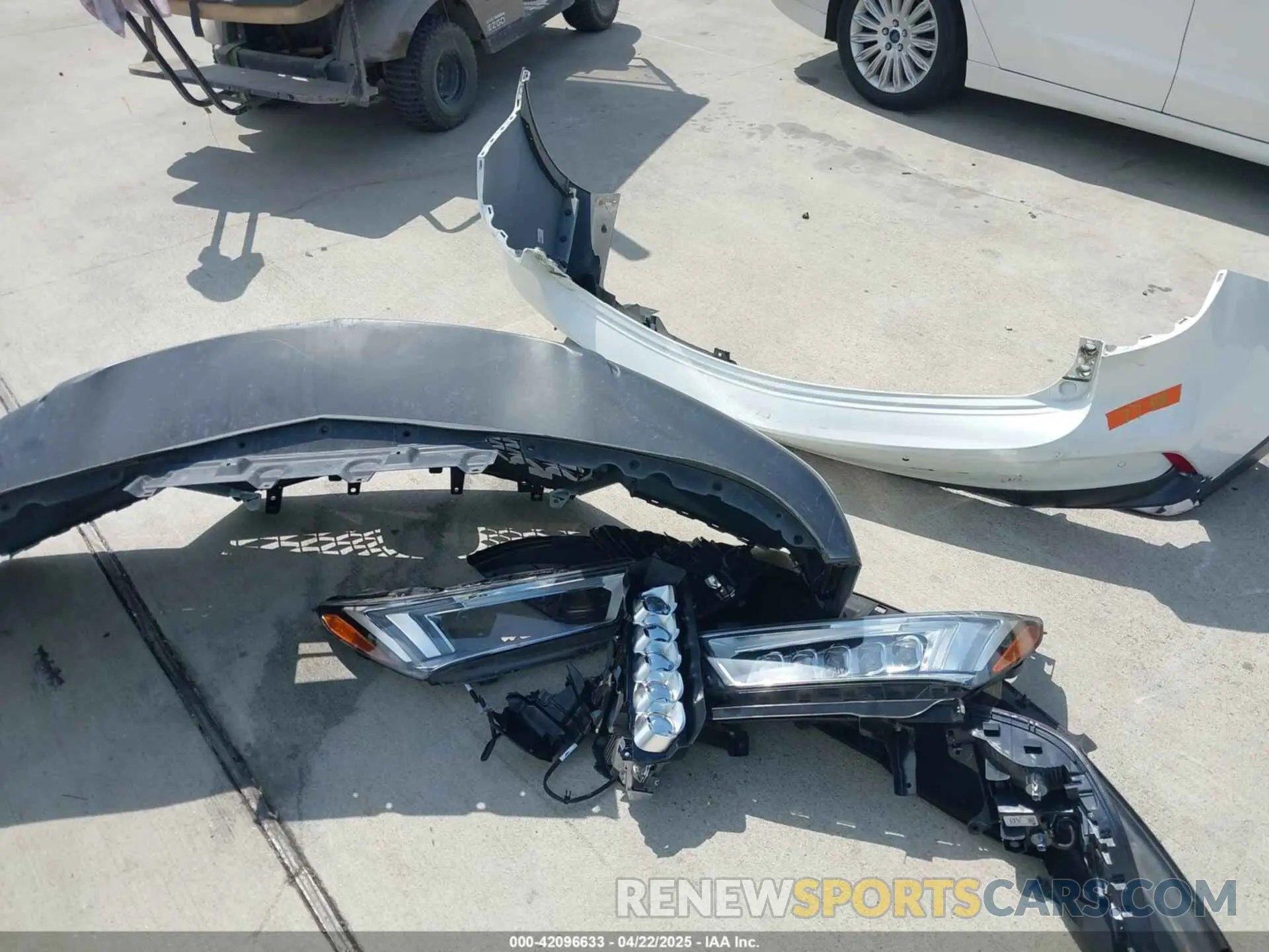 12 Photograph of a damaged car 5J8YD4H53LL023341 ACURA MDX 2020