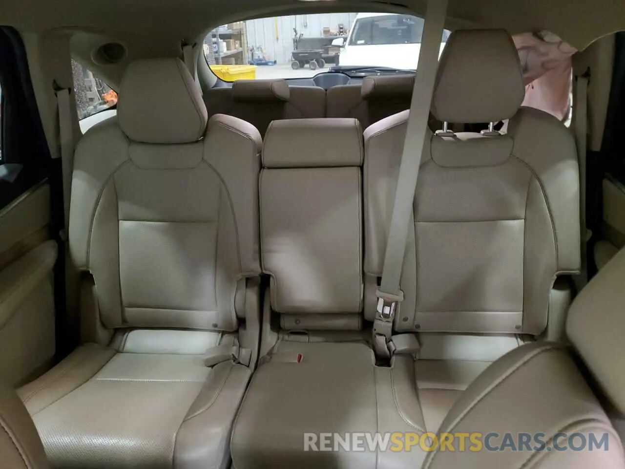 10 Photograph of a damaged car 5J8YD4H54LL012624 ACURA MDX 2020